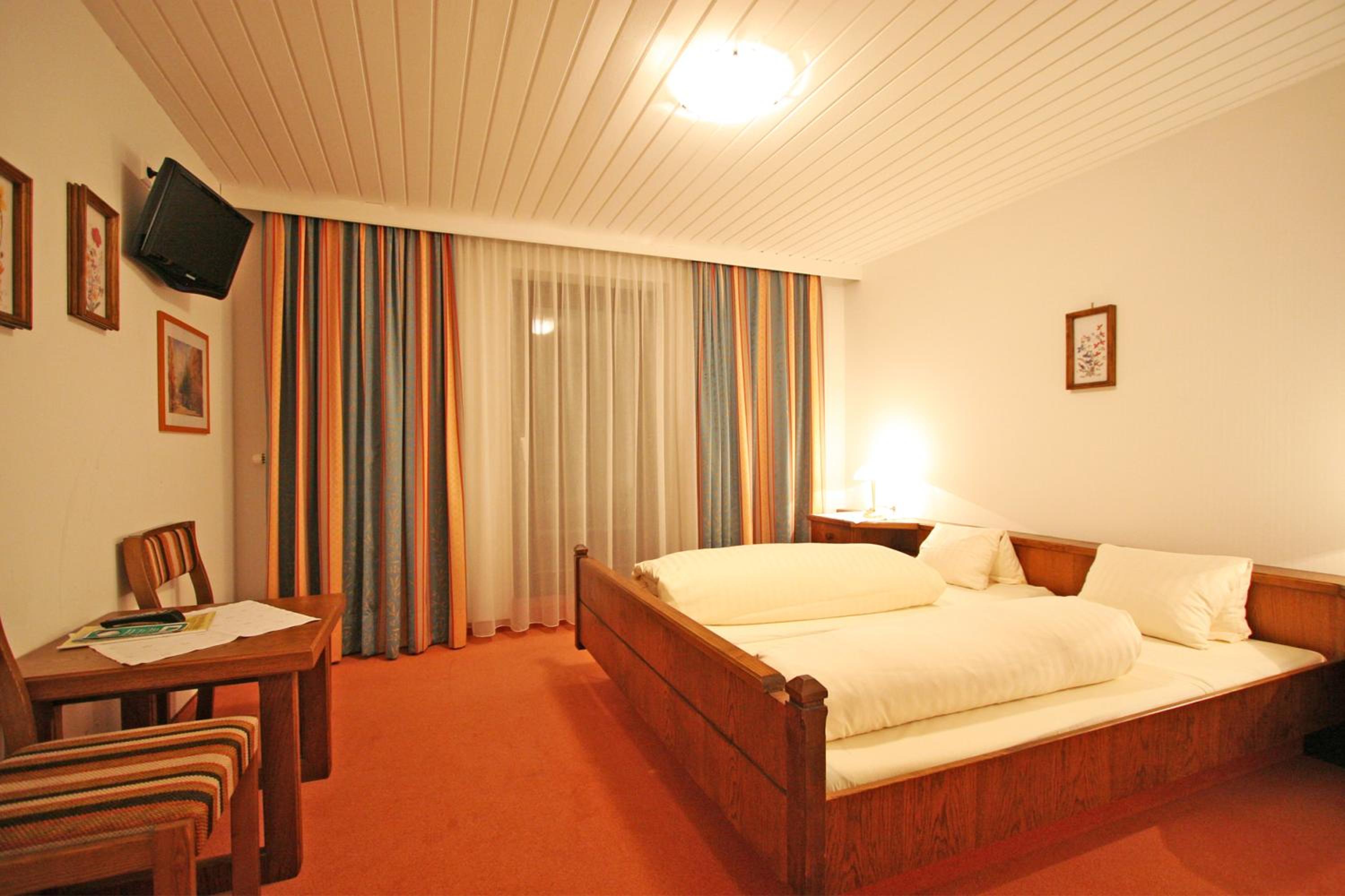 Classic Double Room