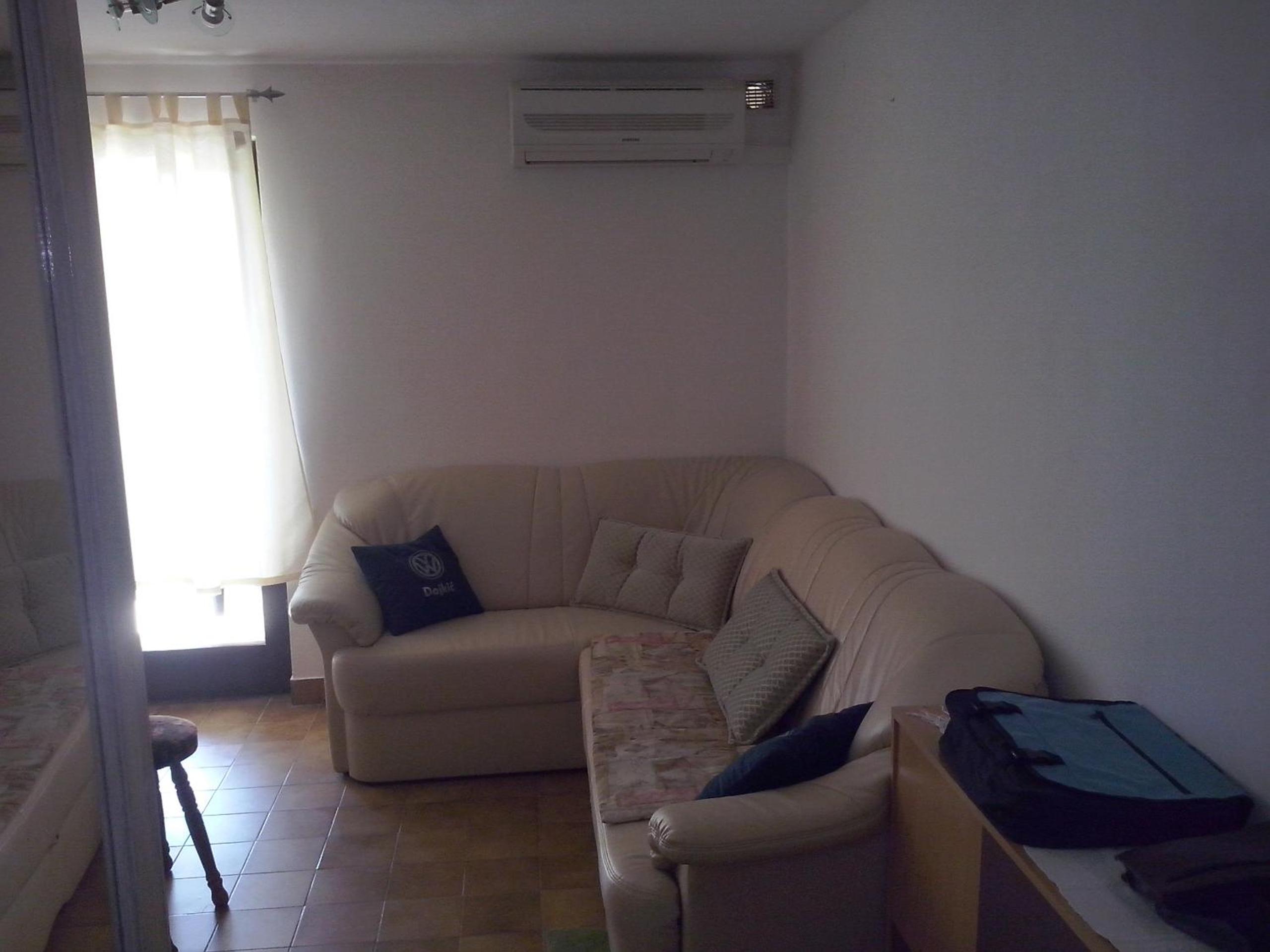 Apartment with Sea View - Photo 12