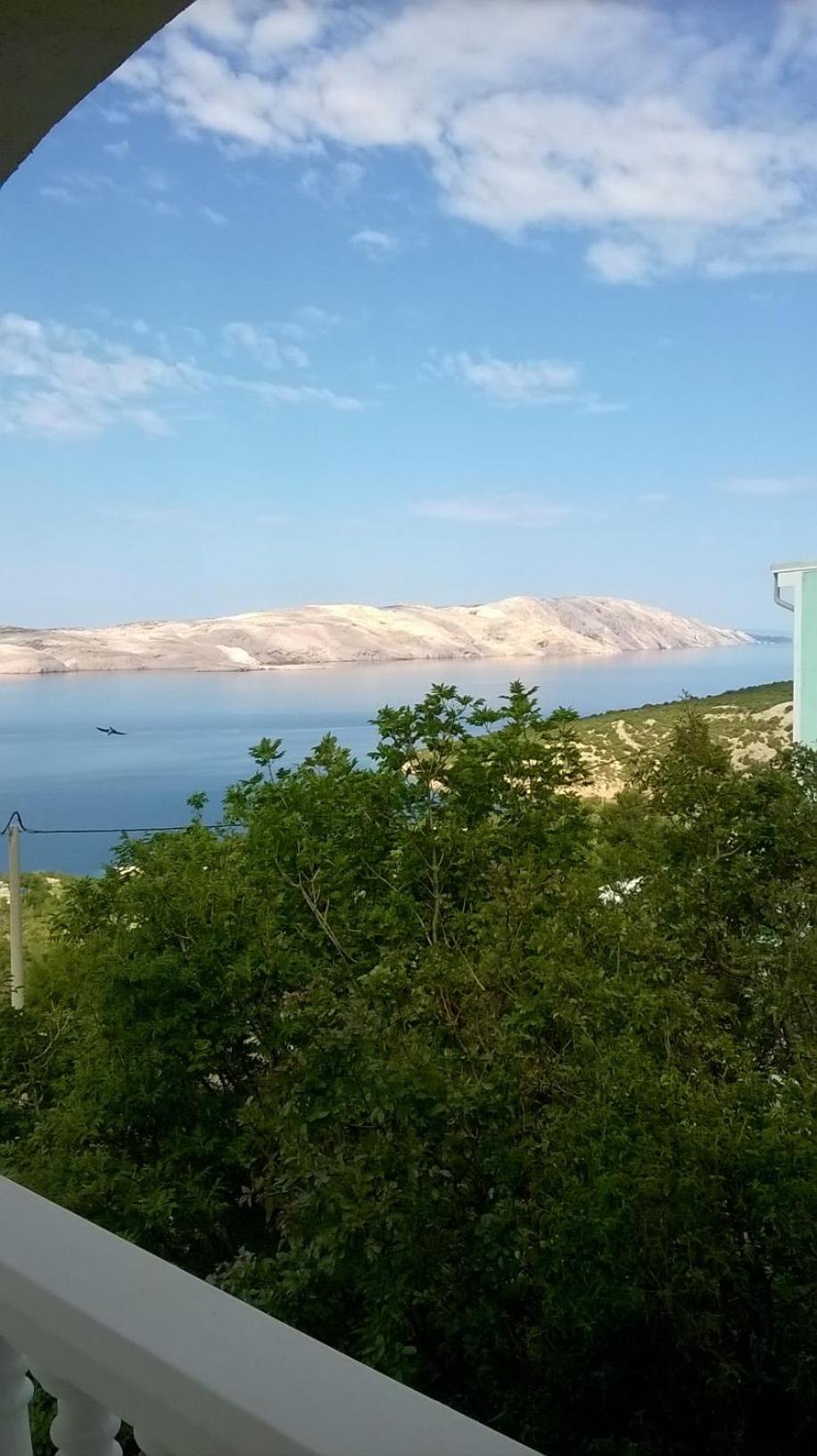 Apartment with Sea View - Photo 4