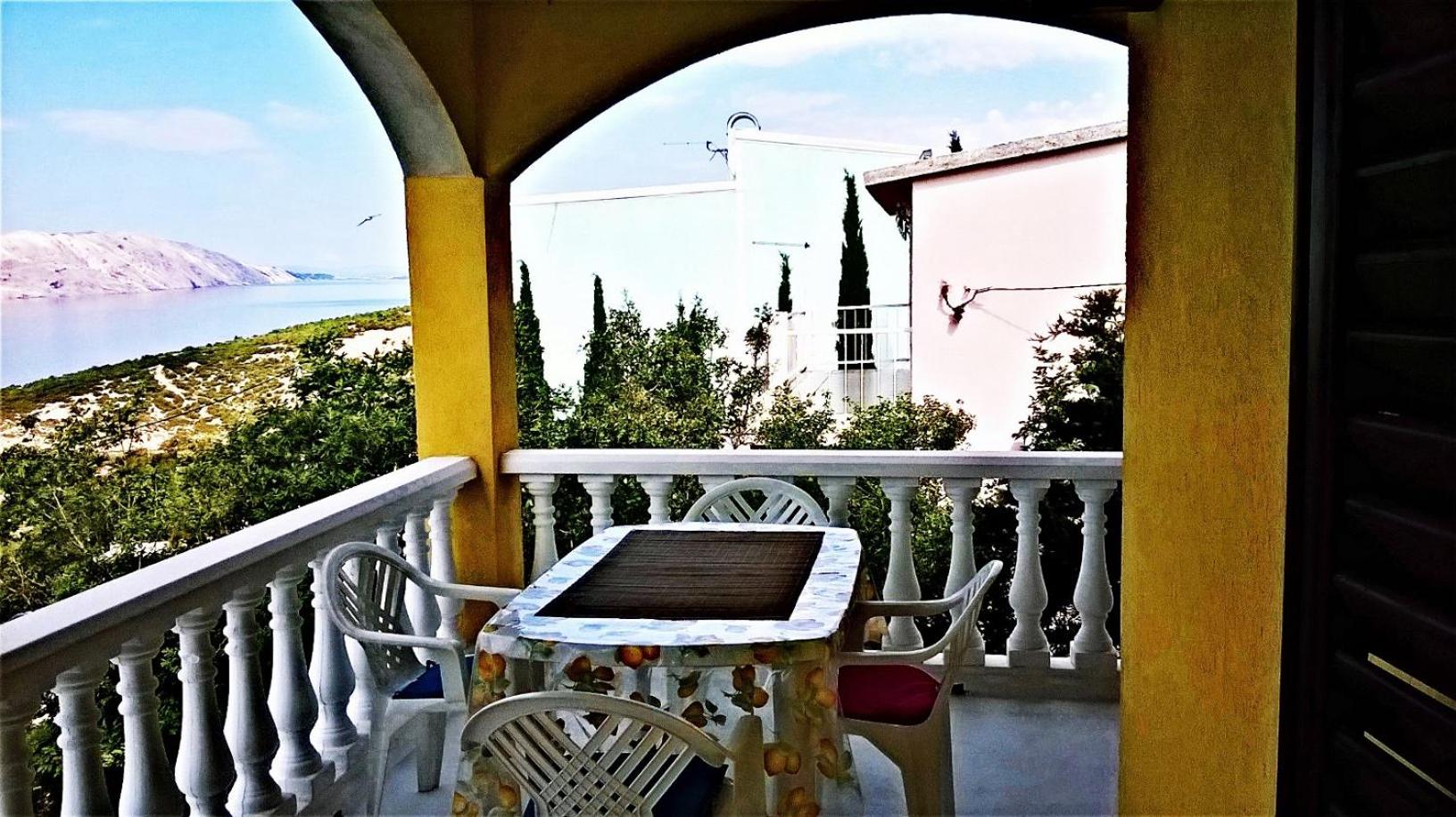 Apartment with Terrace photo 2