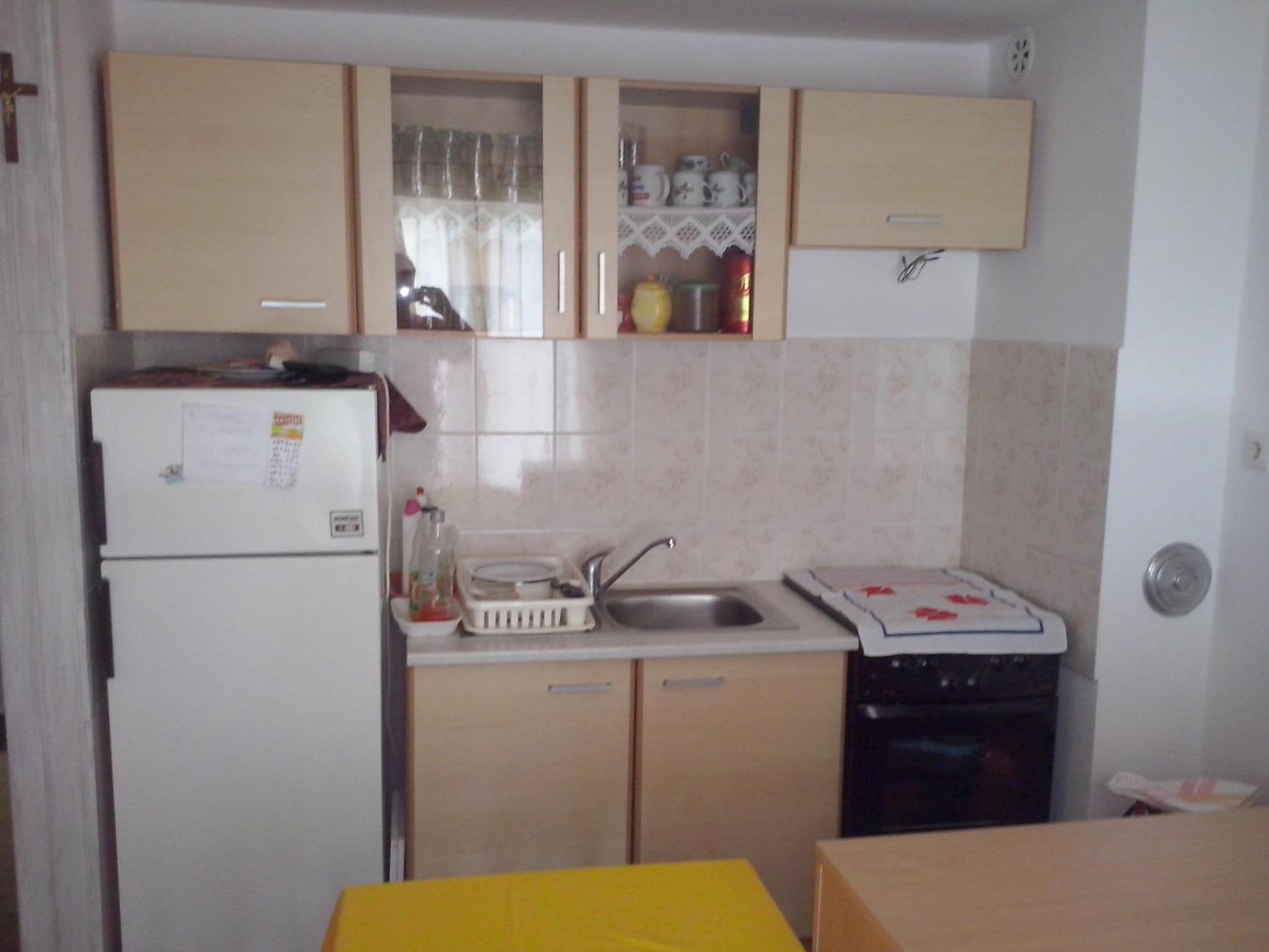Apartment with Sea View - Photo 8