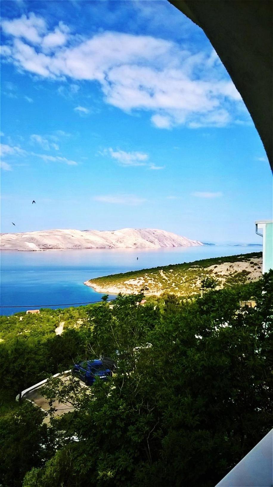 Apartment with Sea View - Photo 5