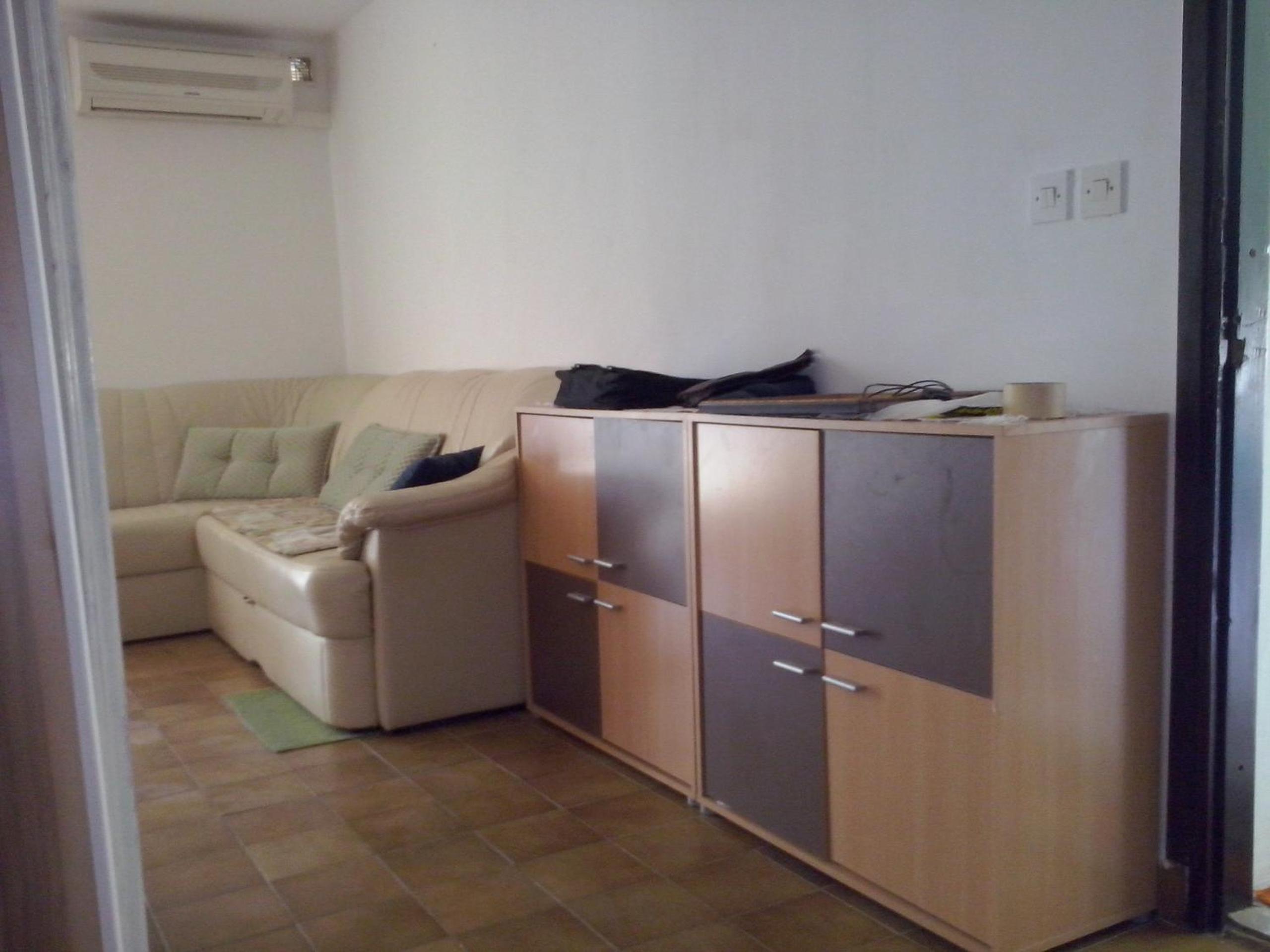 Apartment with Sea View - Photo 10