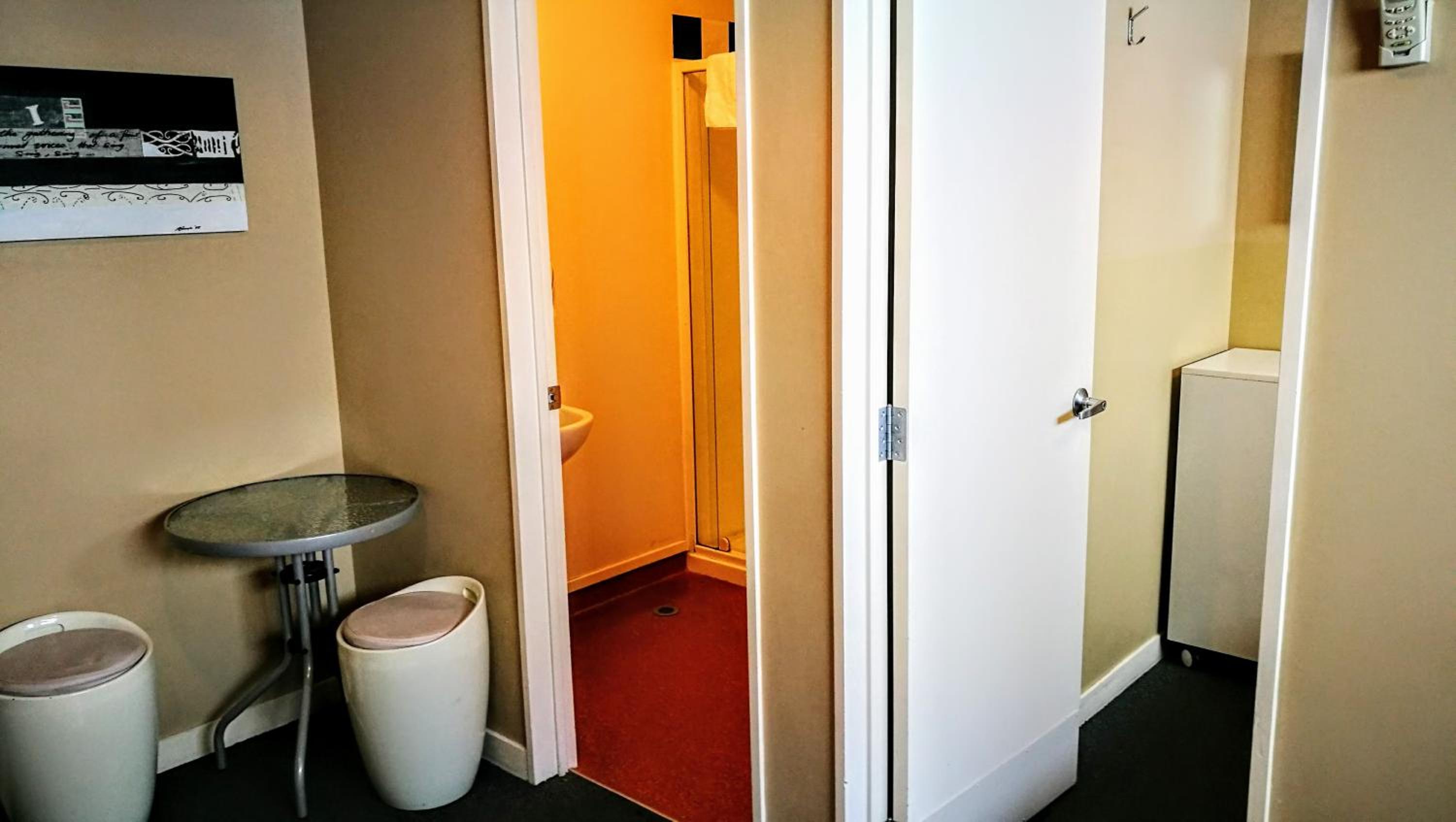 One-Bedroom Family Apartment - Photo 11