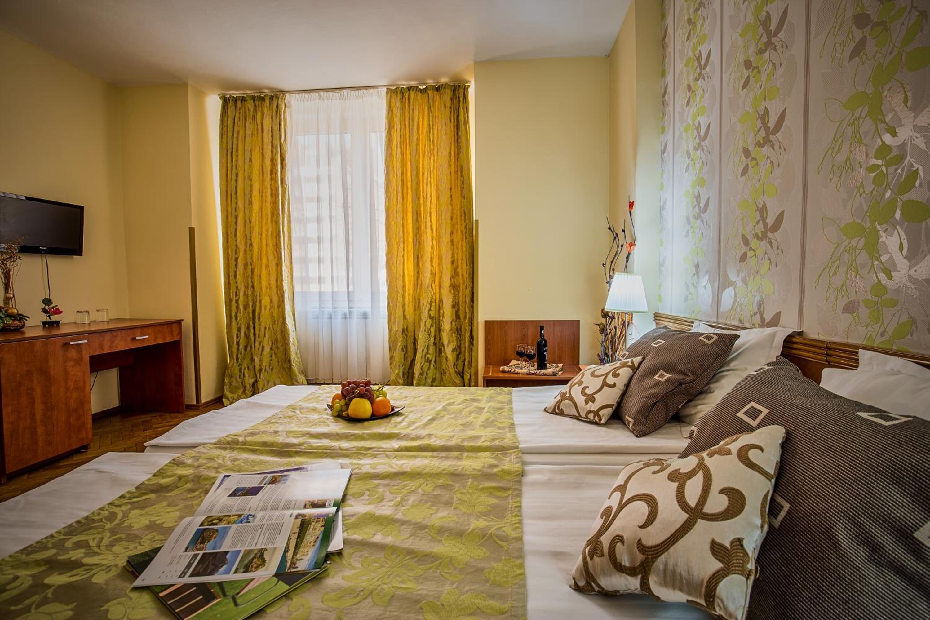 Double or Twin Room photo 1