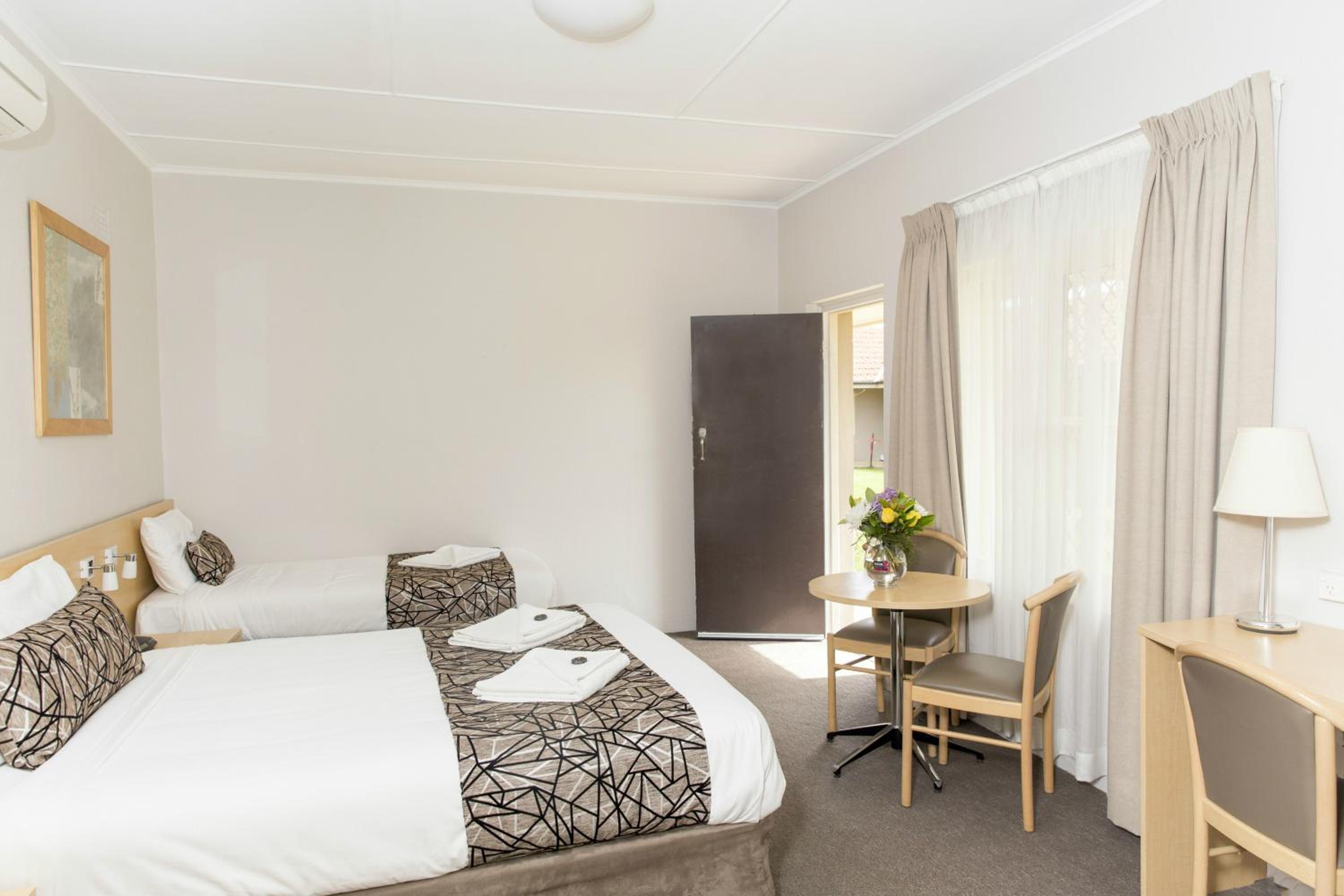 Budget Twin Room
