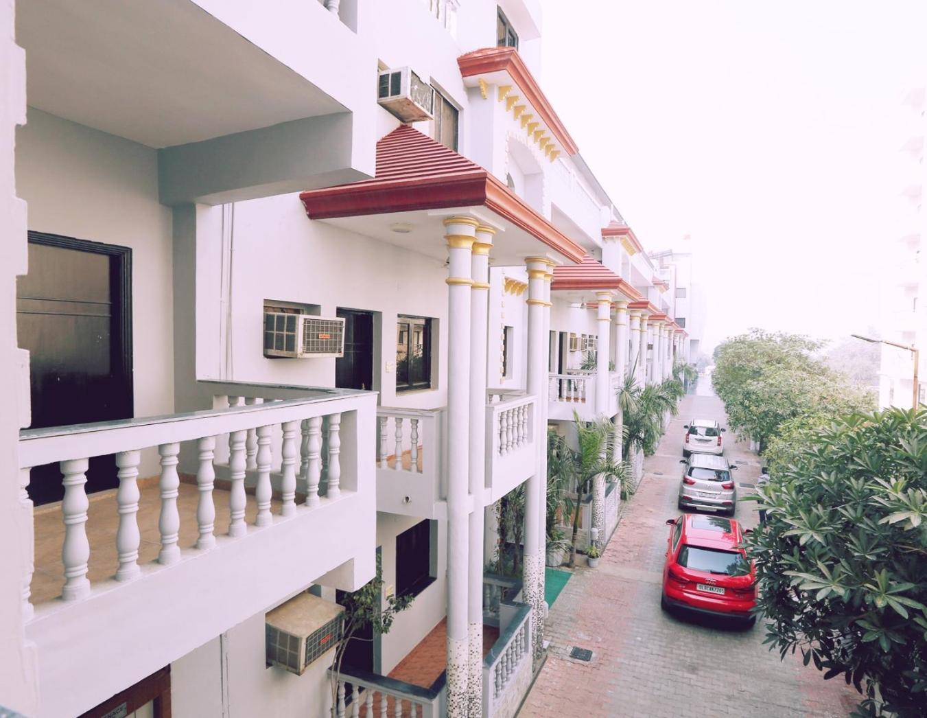 Grand Villa photo 2