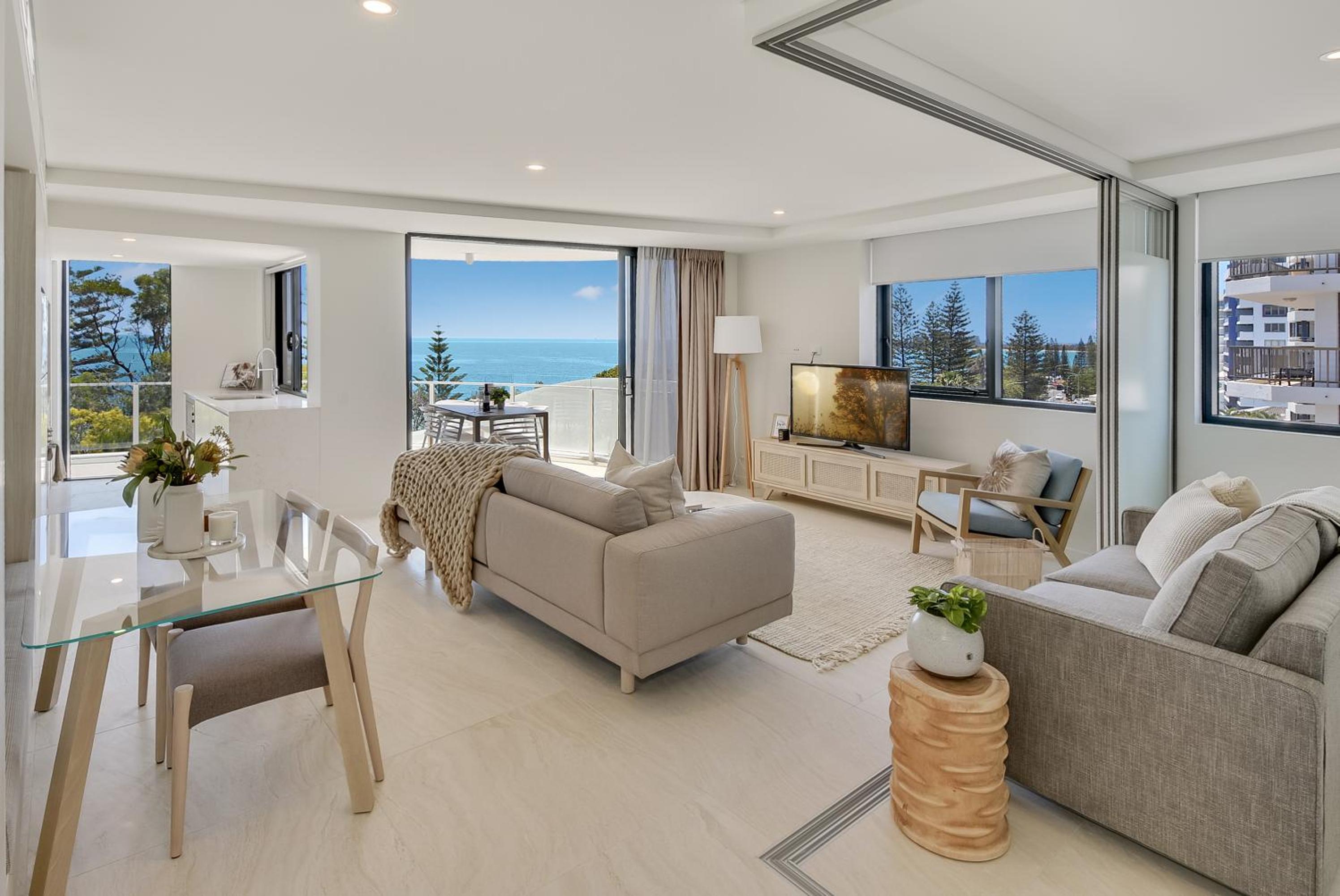 Superior Ocean View Apartment With Daily Service photo 1