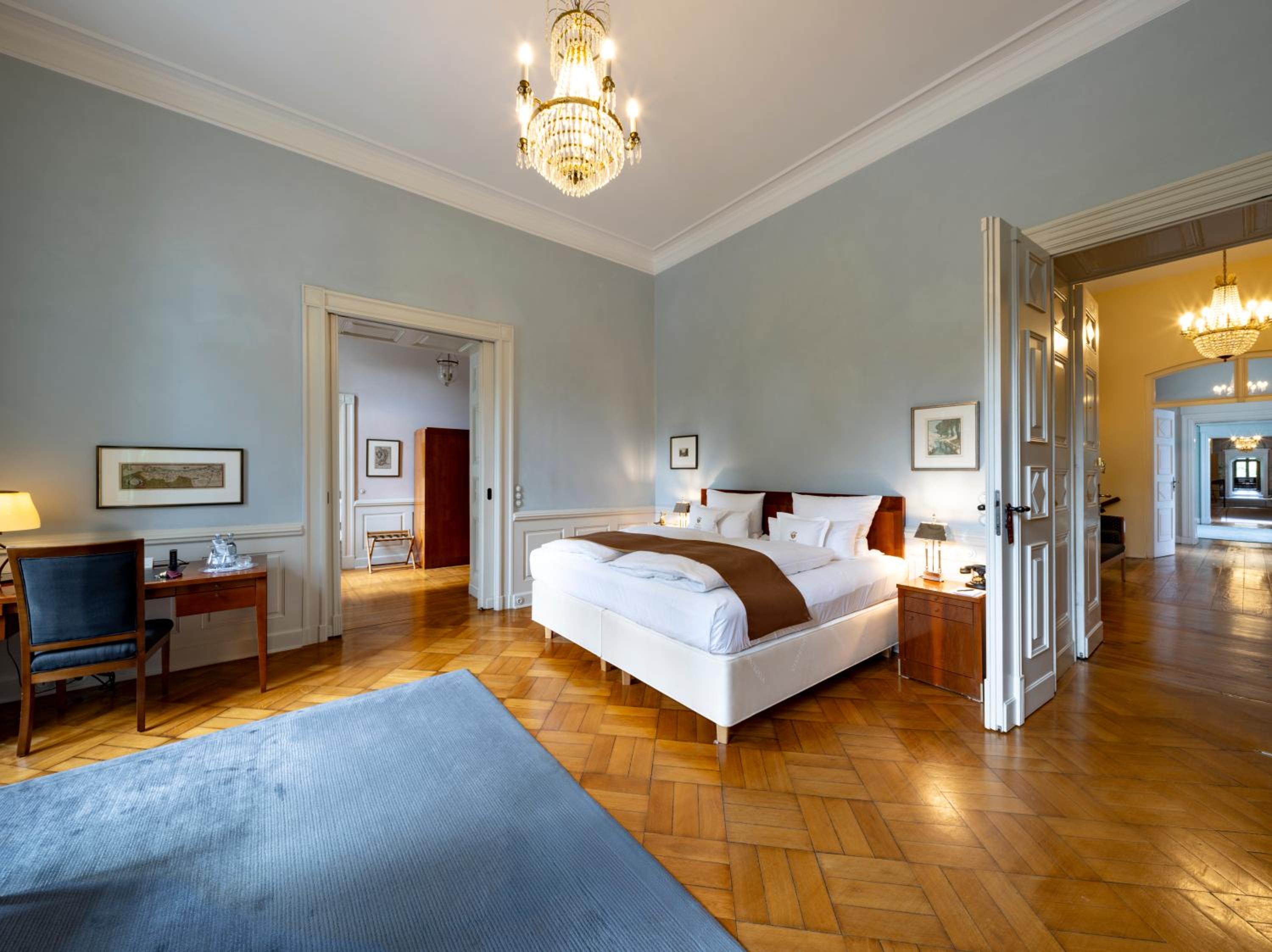 Junior Suite with Garden View