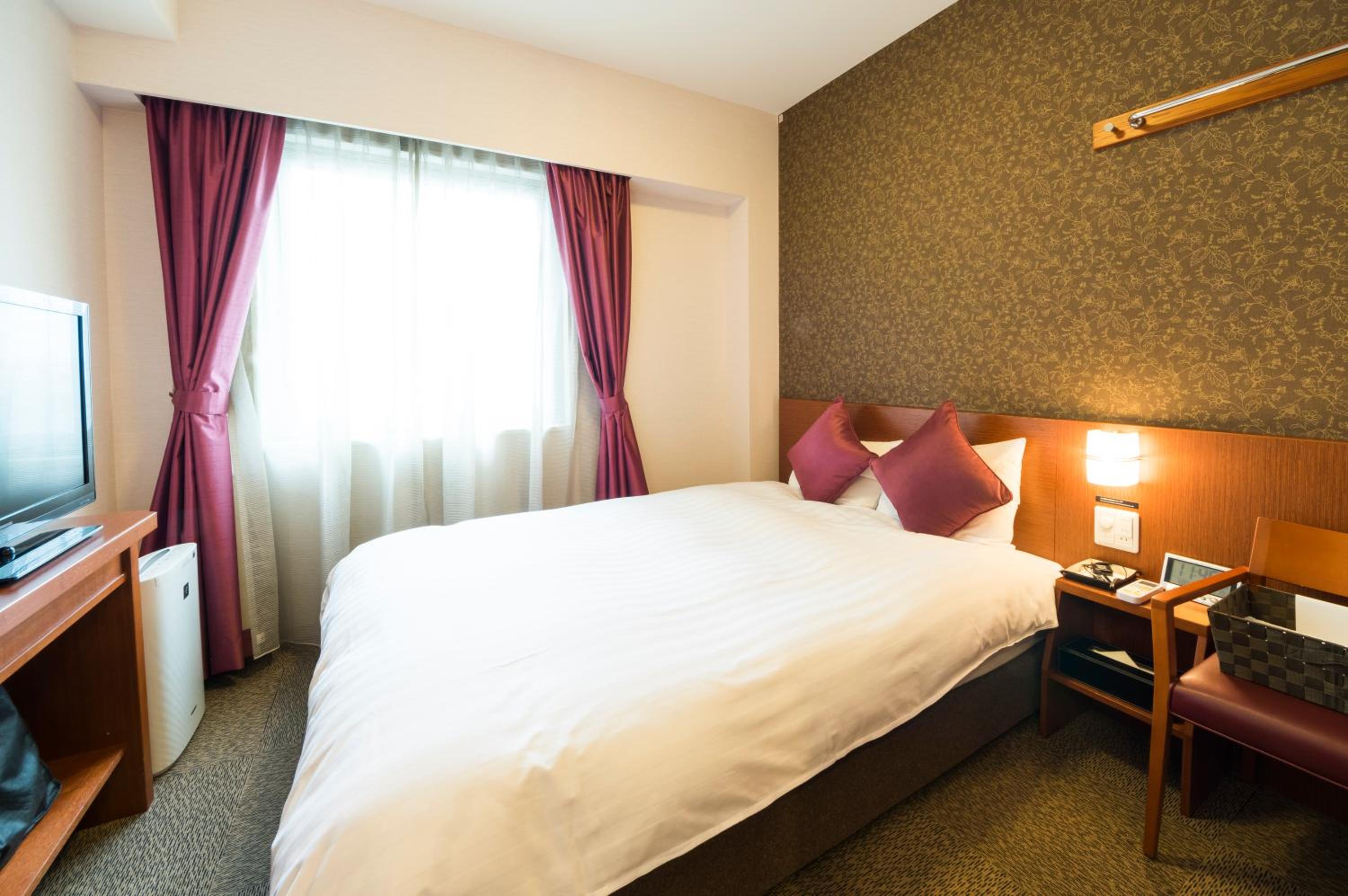 Adjoining Double Room - Non-Smoking - Photo 1