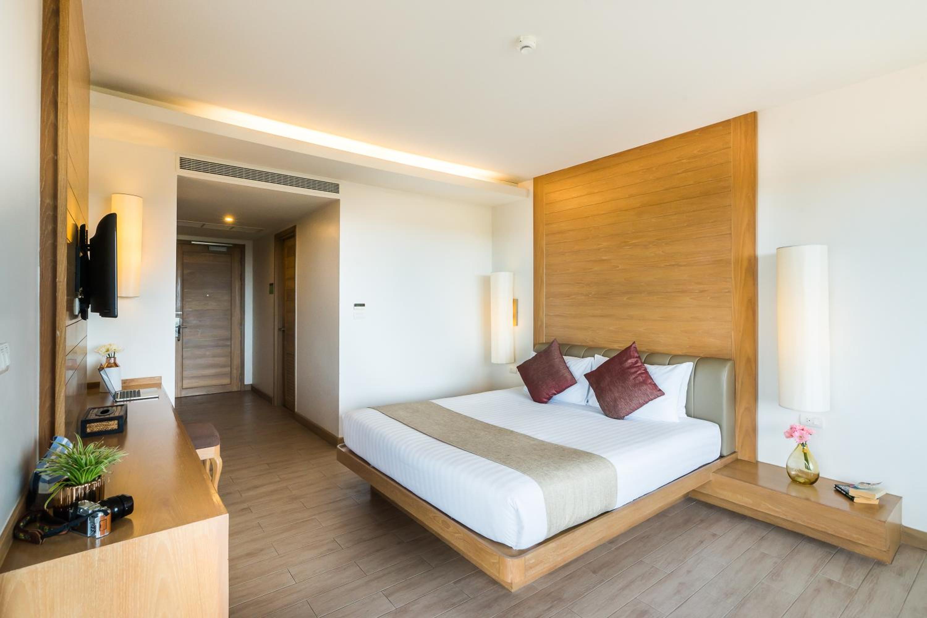 Superior King Room