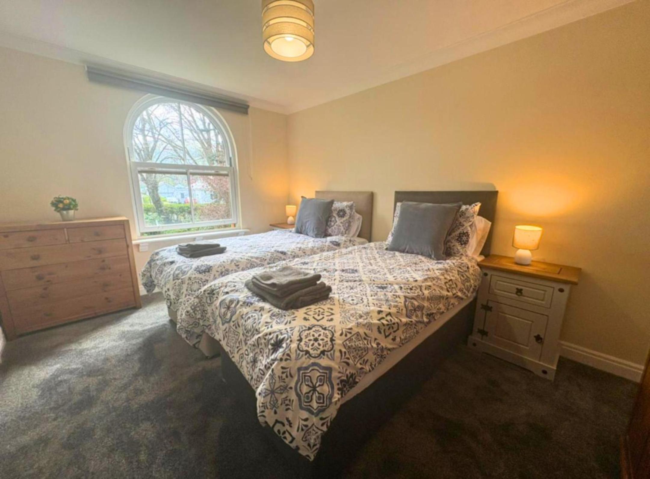 Two-Bedroom Deluxe Apartment with Garden View photo 3