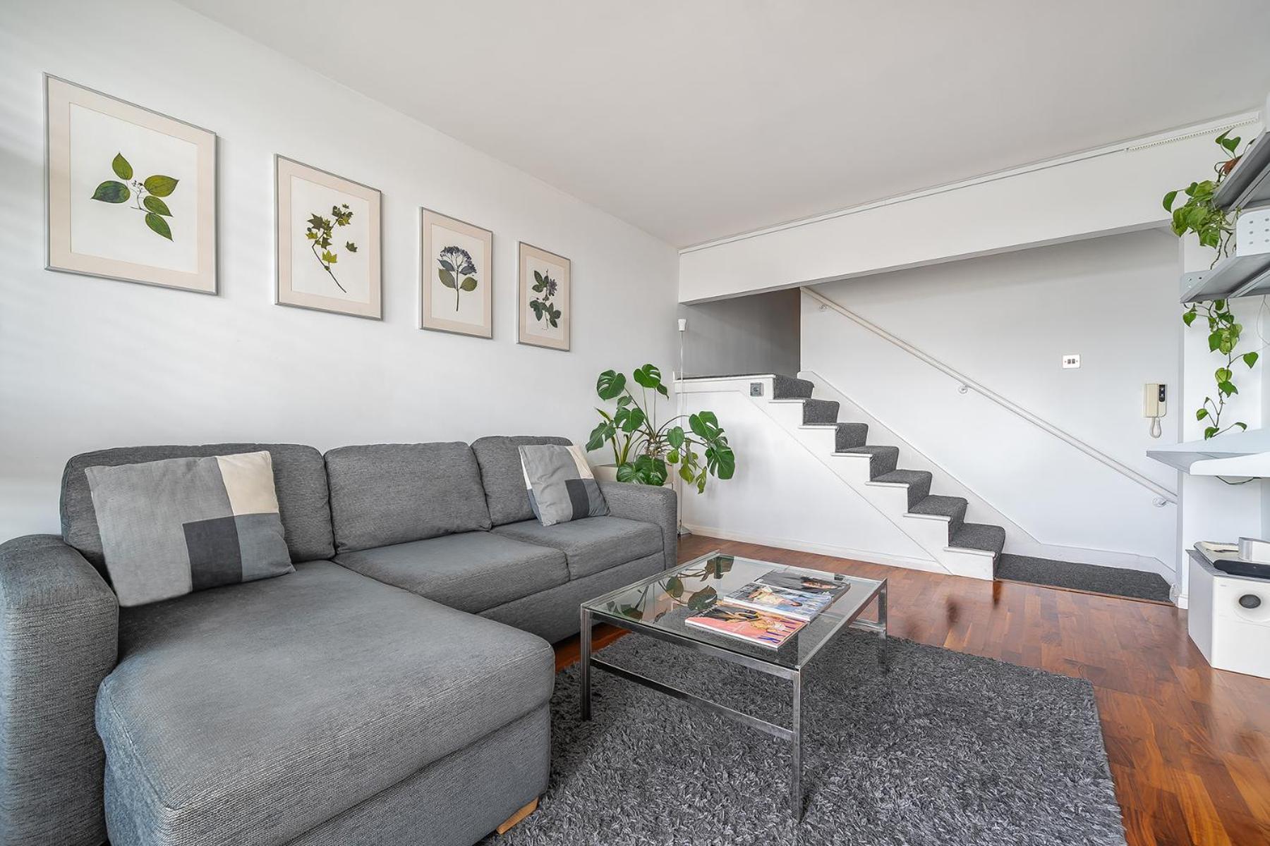 Apartment with View and Balcony photo 1