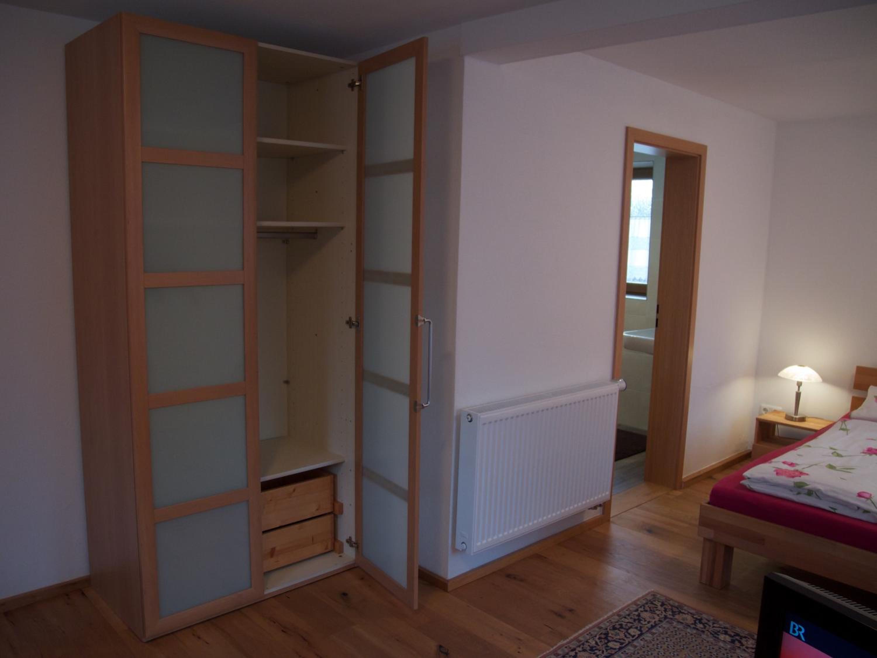 Deluxe Double Room - Photo 11