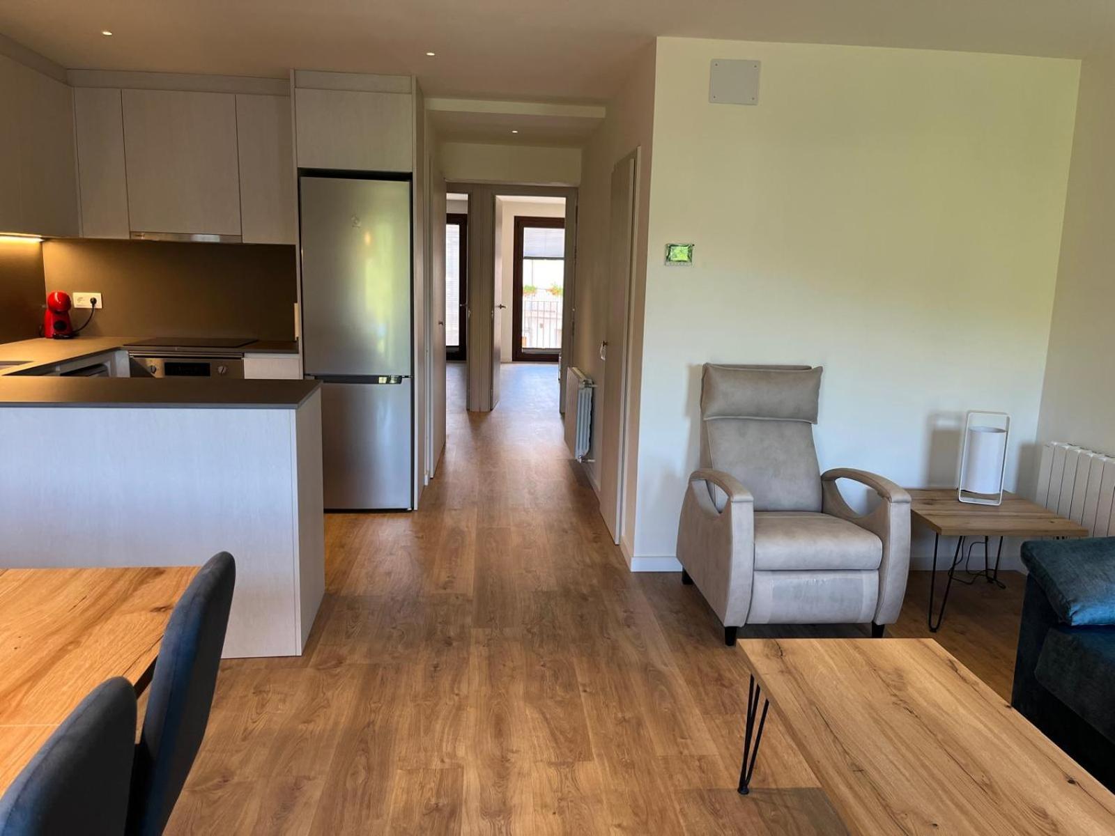 Two-Bedroom Apartment with Mountain View