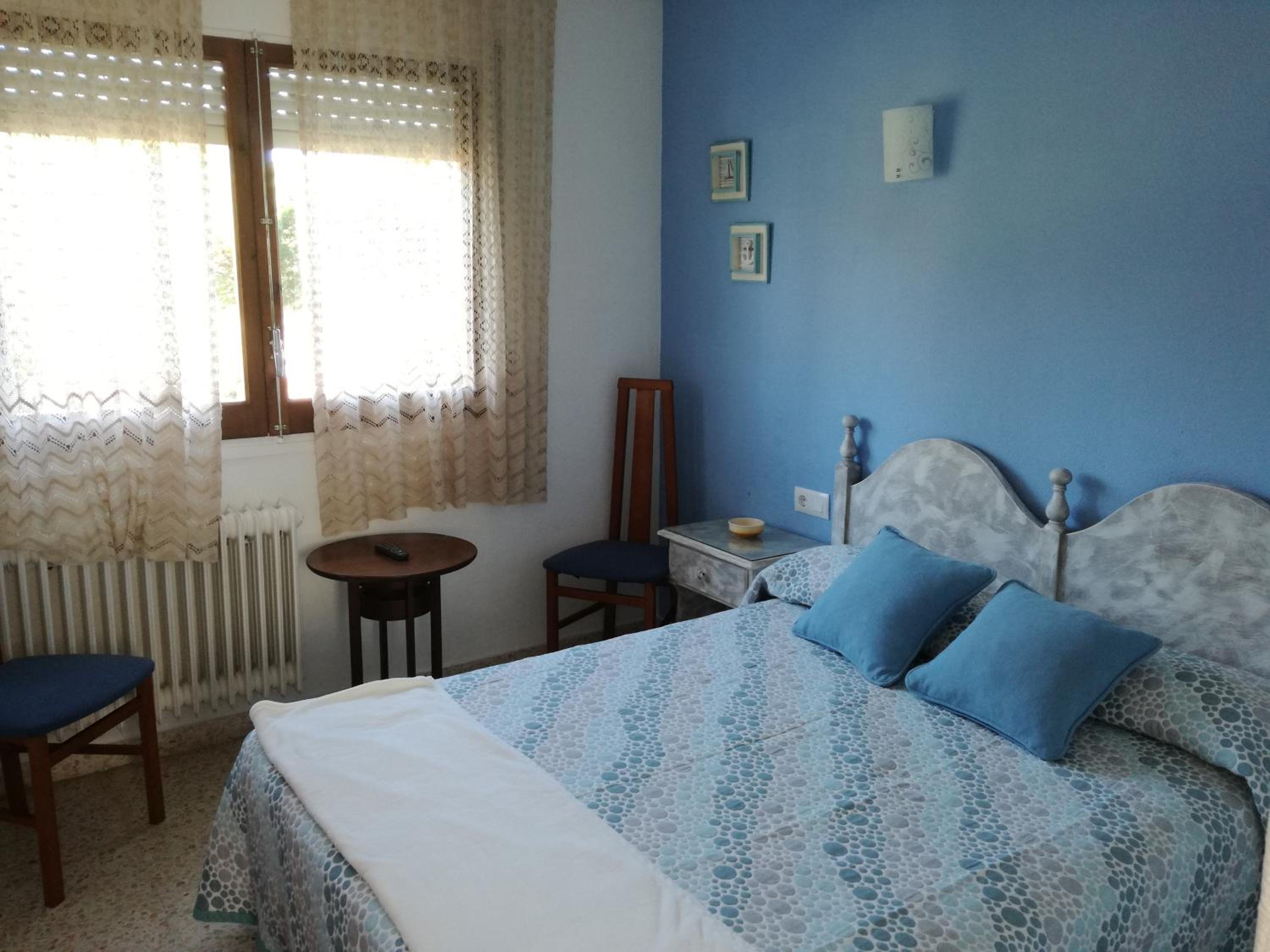 Double or Twin Room - Photo 10