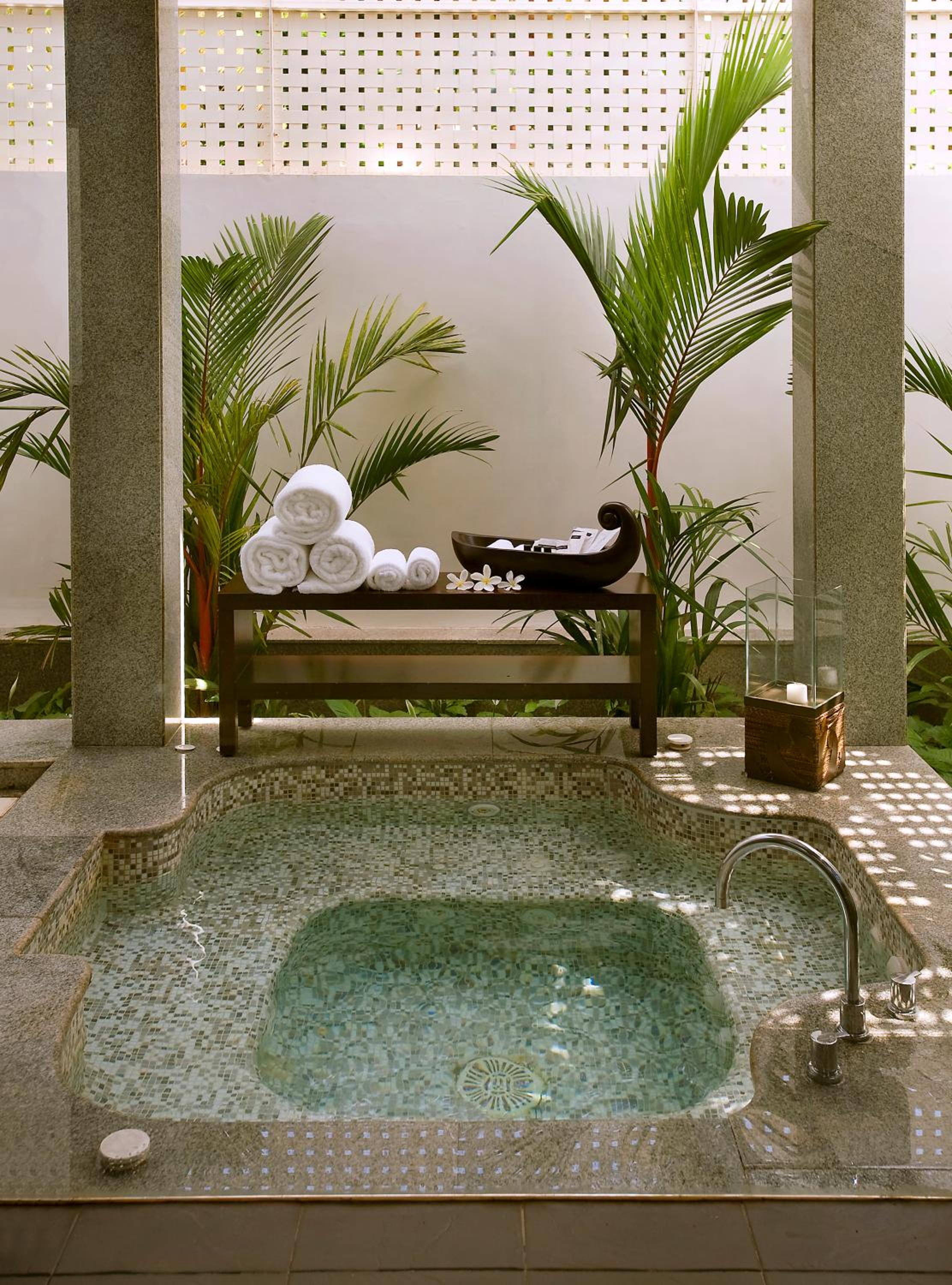 Deluxe Lagoon View Suite (20% off on session of Spa,Complimentary welcome drinks on arrival and Complimentary Hi-Tea) - Photo 6