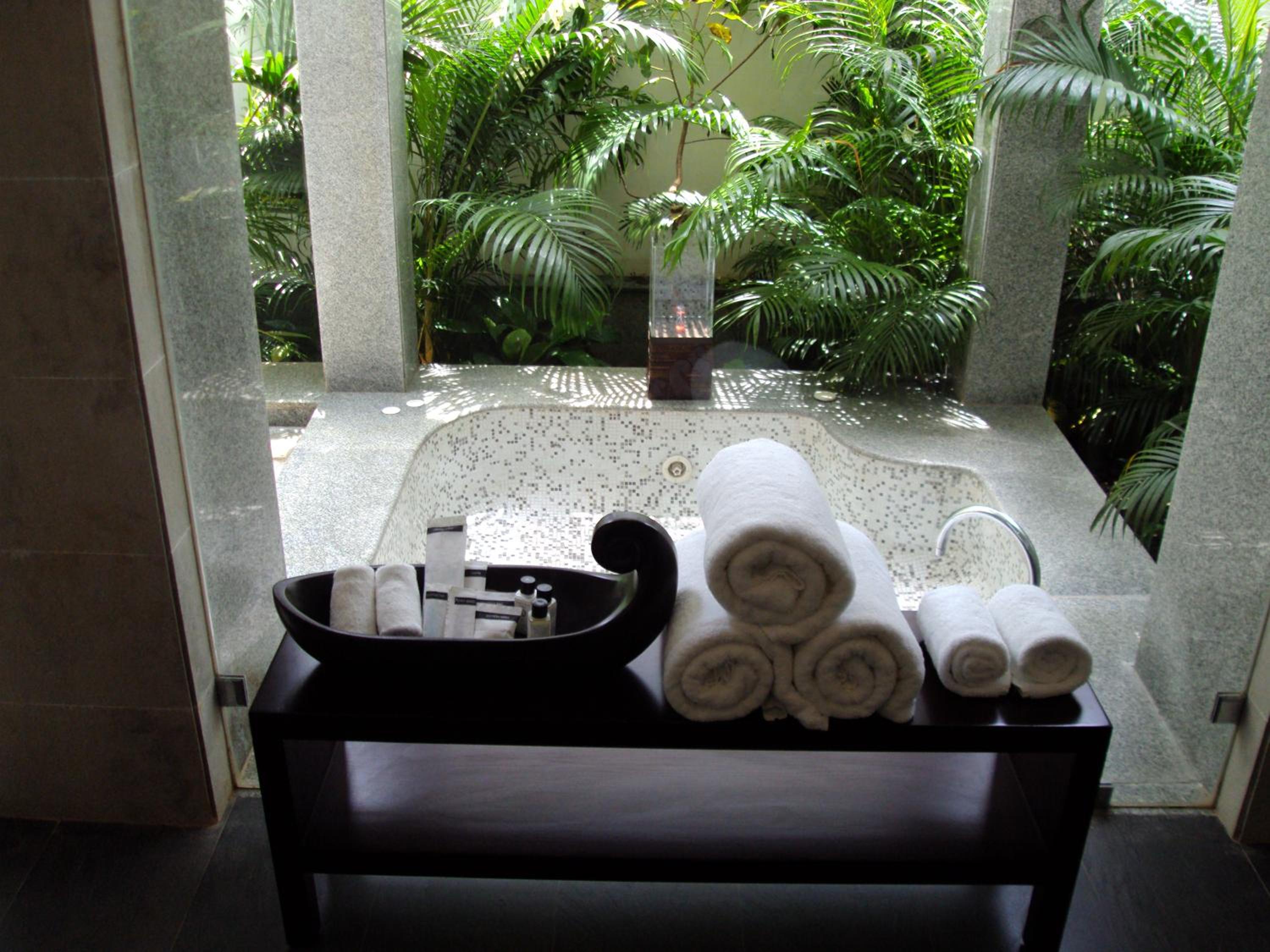 Spa Lagoon View Suite (20% off on session of Spa,Complimentary welcome drinks on arrival and Complimentary Hi-Tea)  - Photo 3