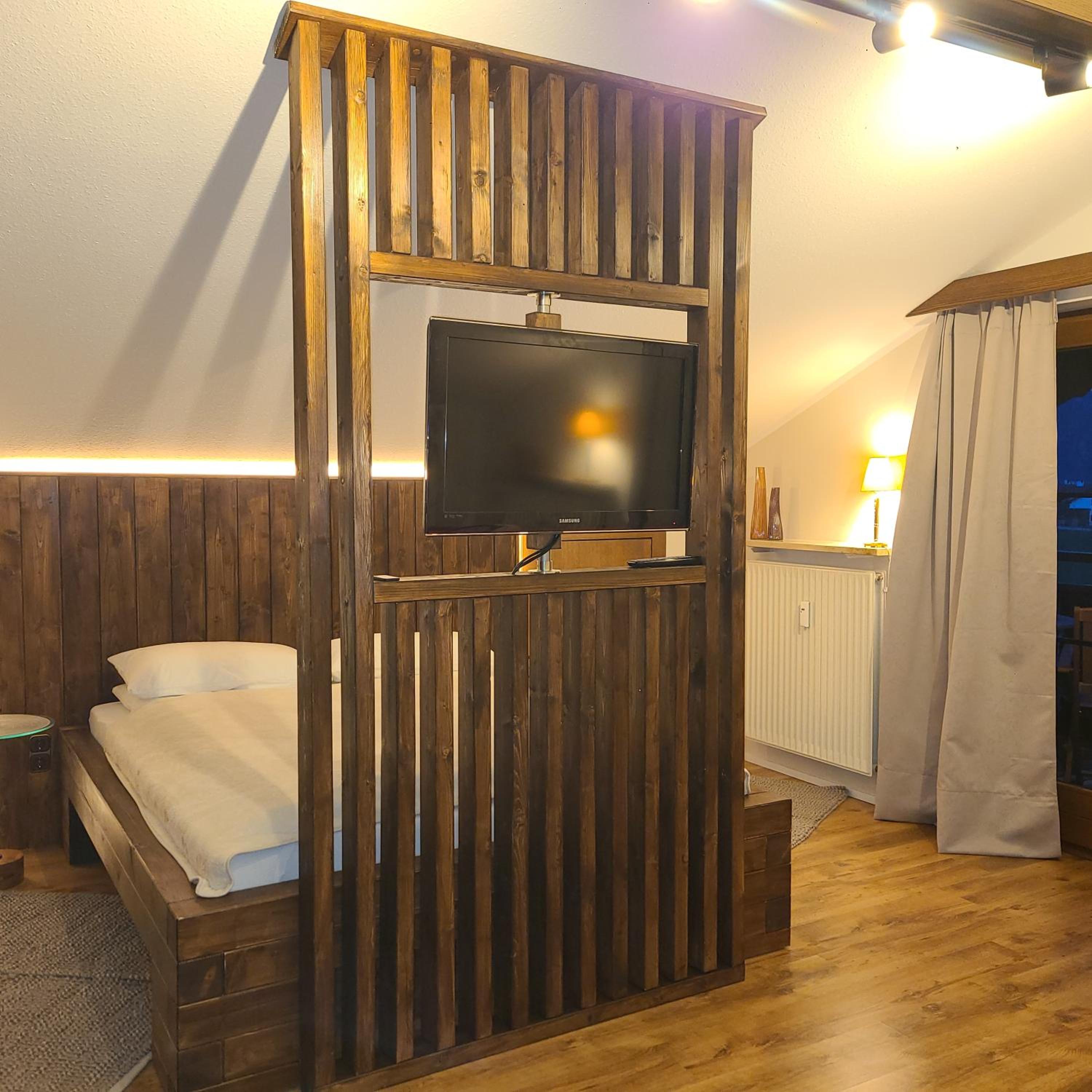 Deluxe Double Room with Balcony photo 2