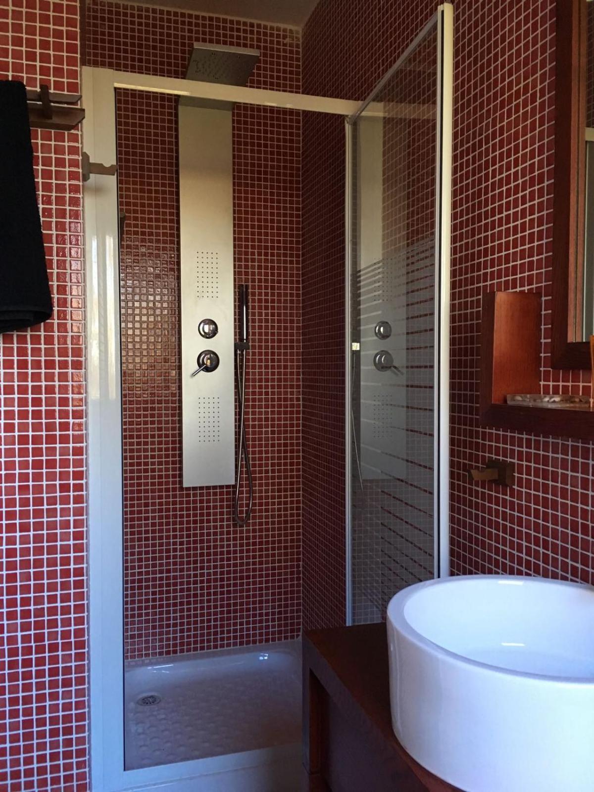 Twin Room - Photo 4