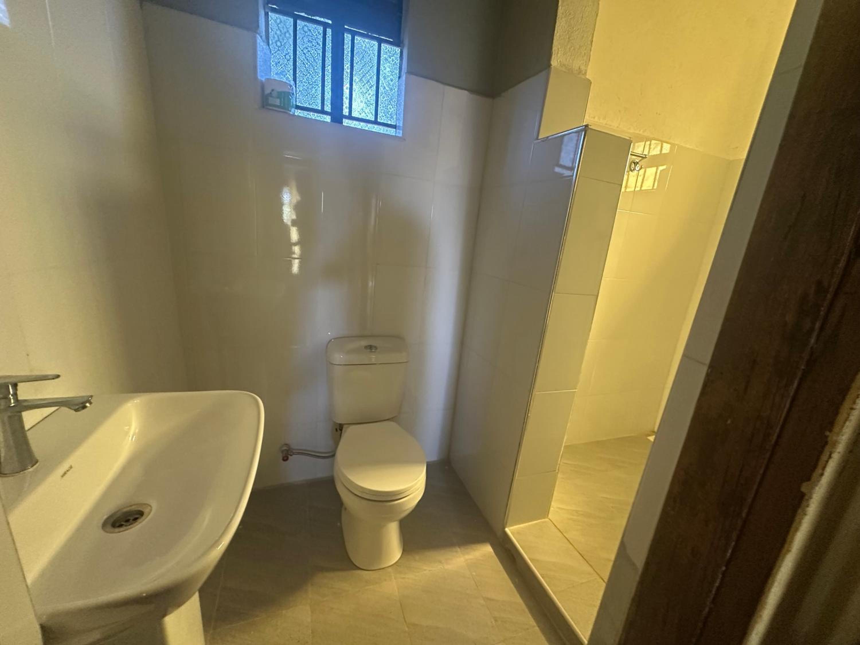 Triple Room with Private Bathroom photo 1