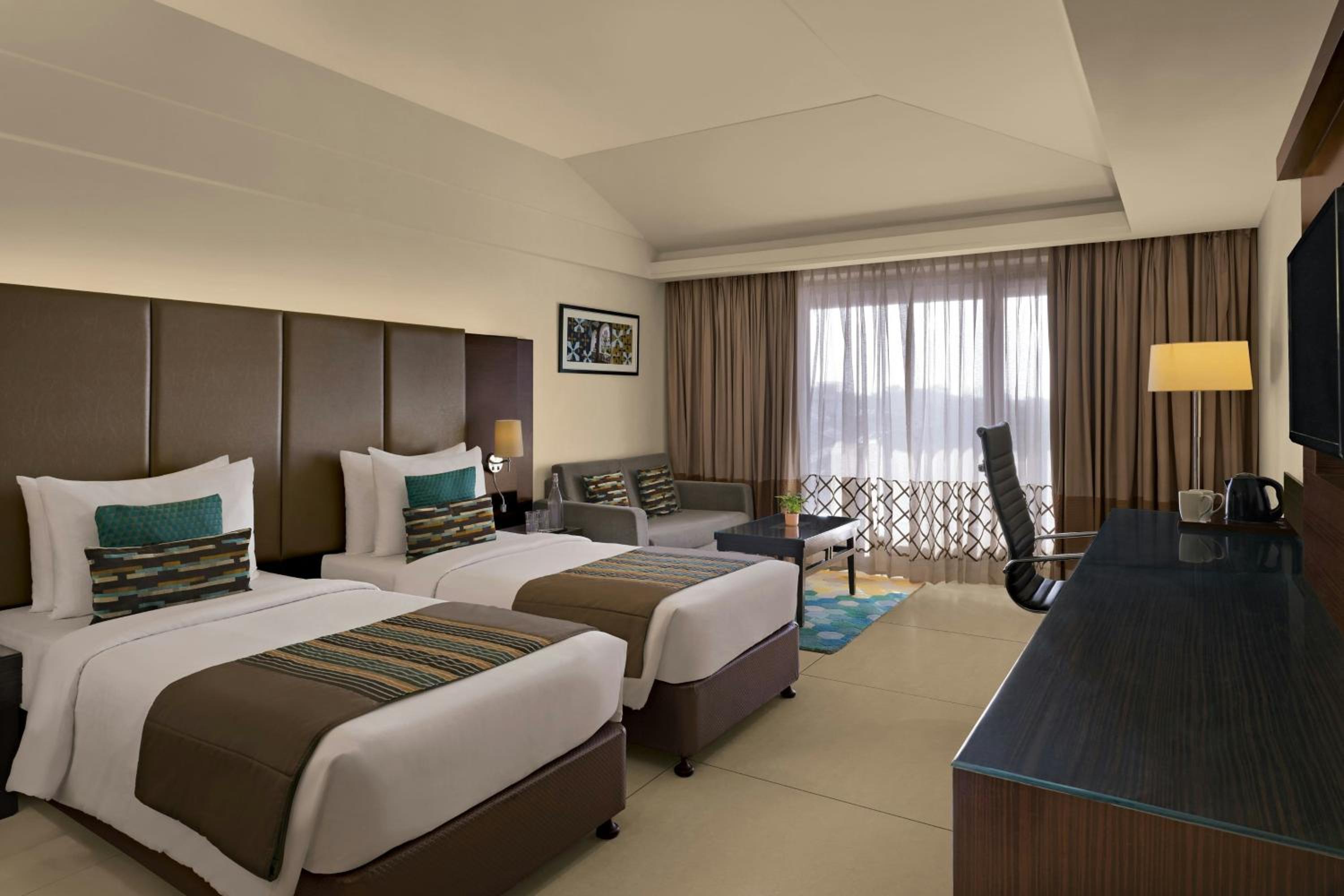 Winter Green Twin Room