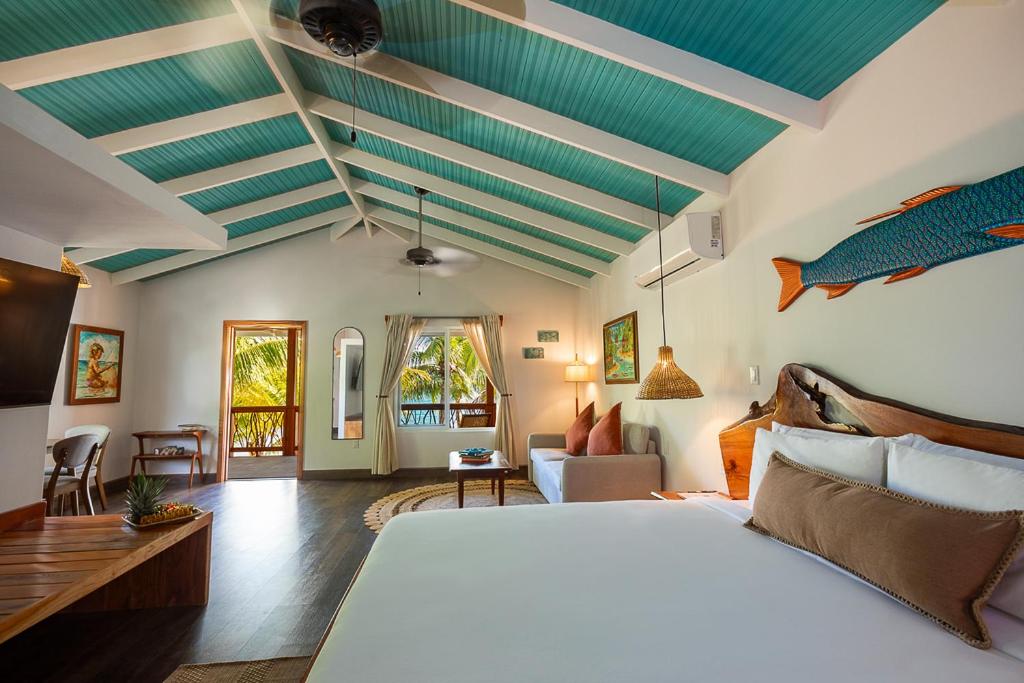 King Suite with Sea View