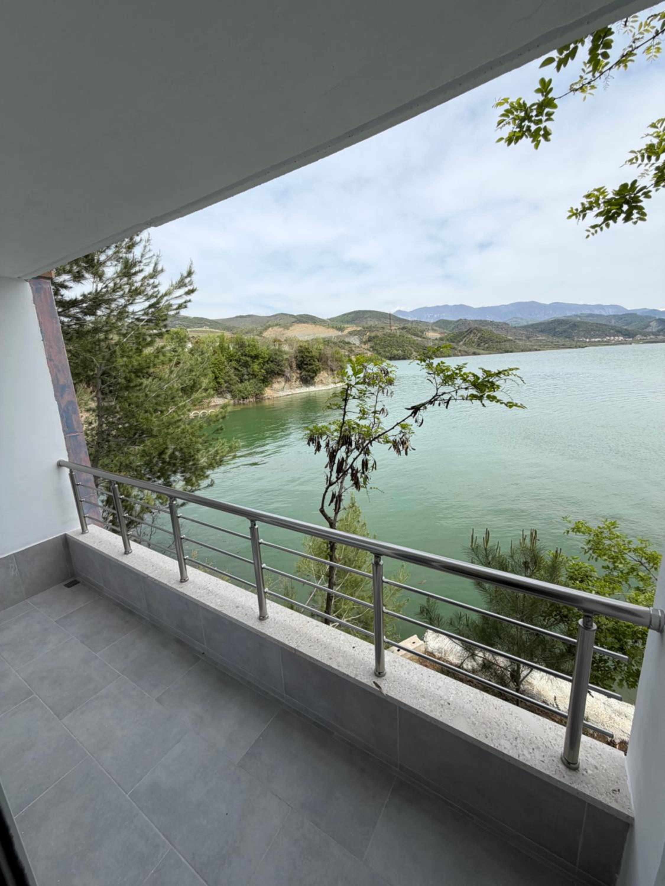 Deluxe Double Room with Balcony photo 3