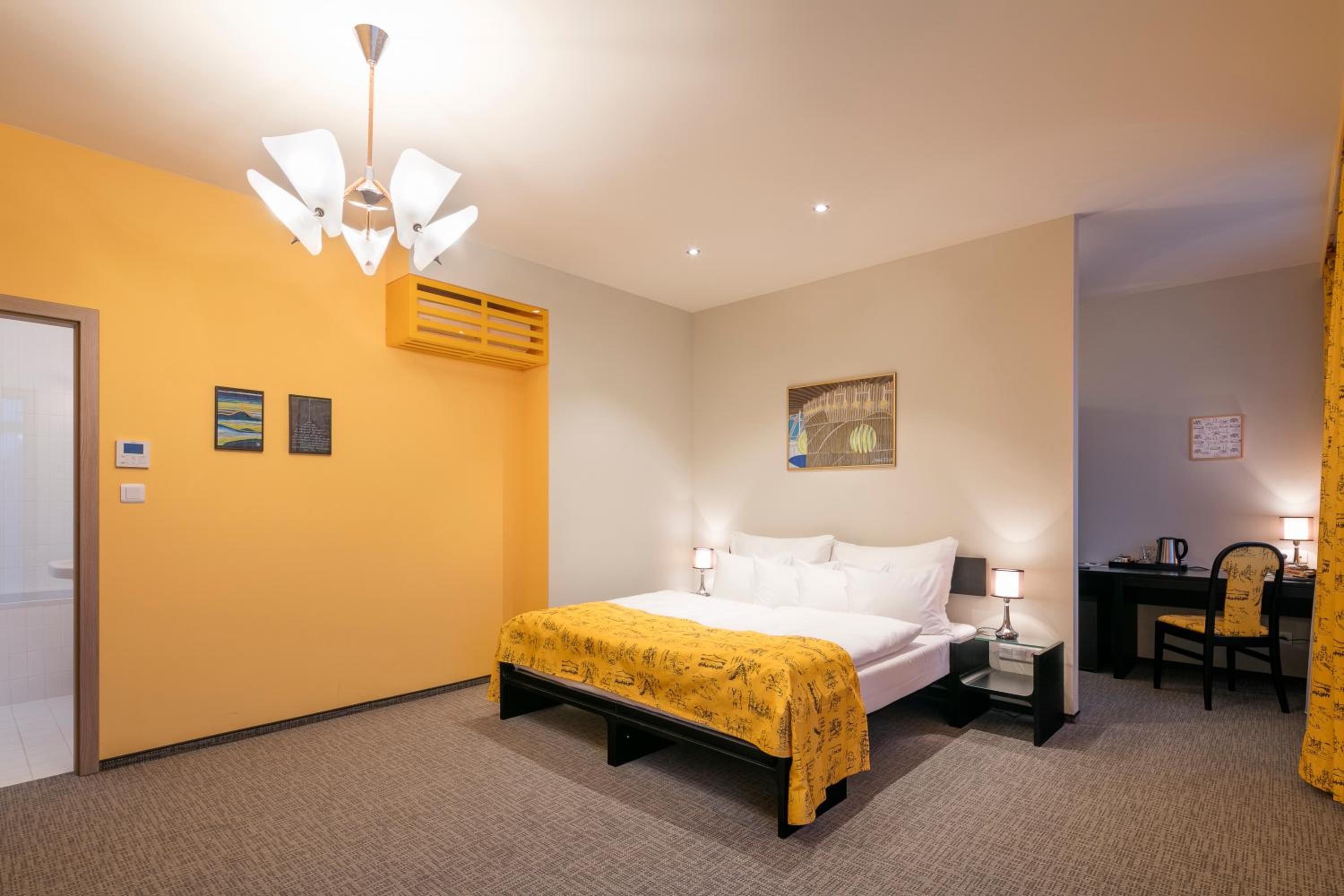 Premium Design Double Room with Spa Bath - Jested