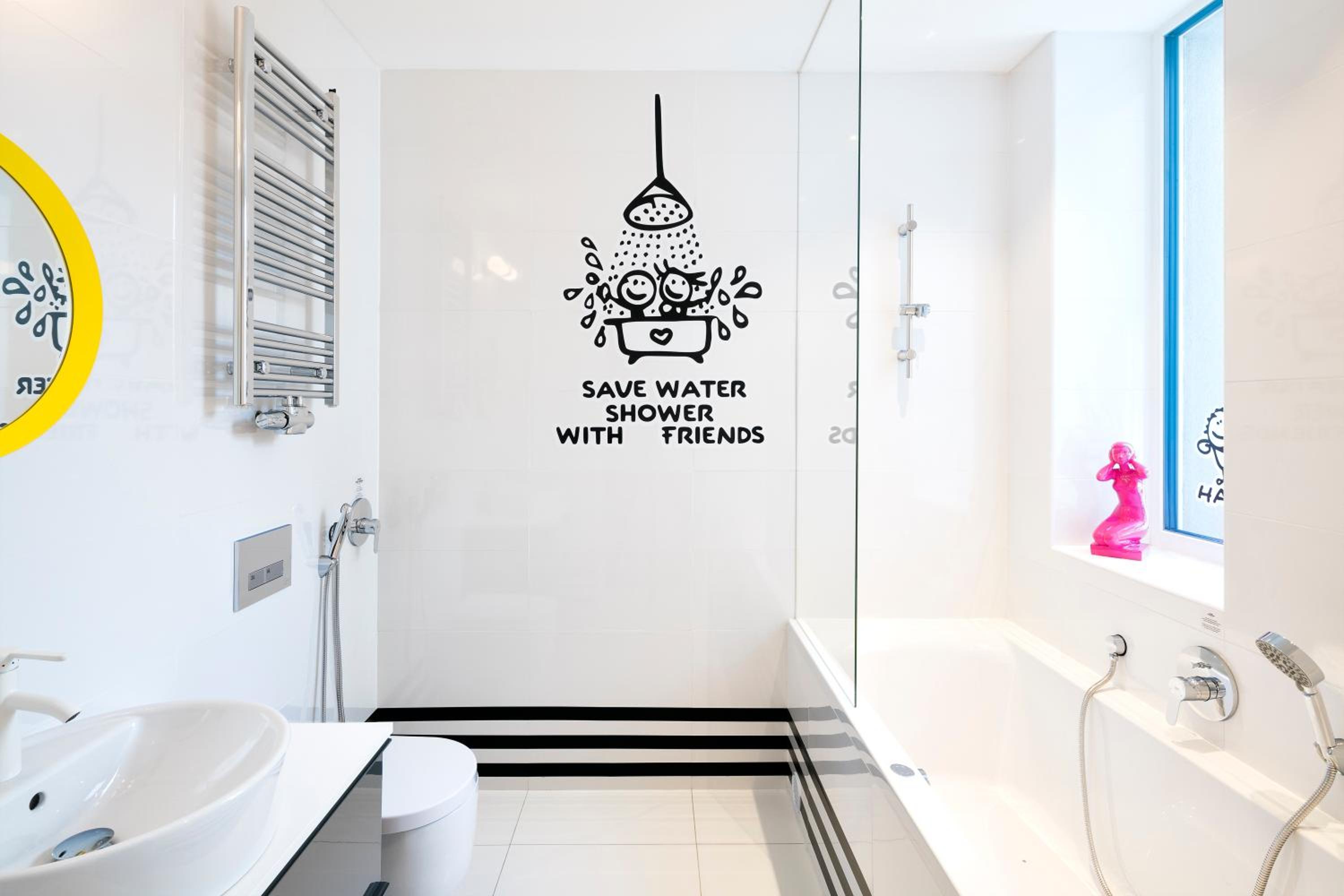Design Deluxe Double with Spa Bath - UAX Design photo 3