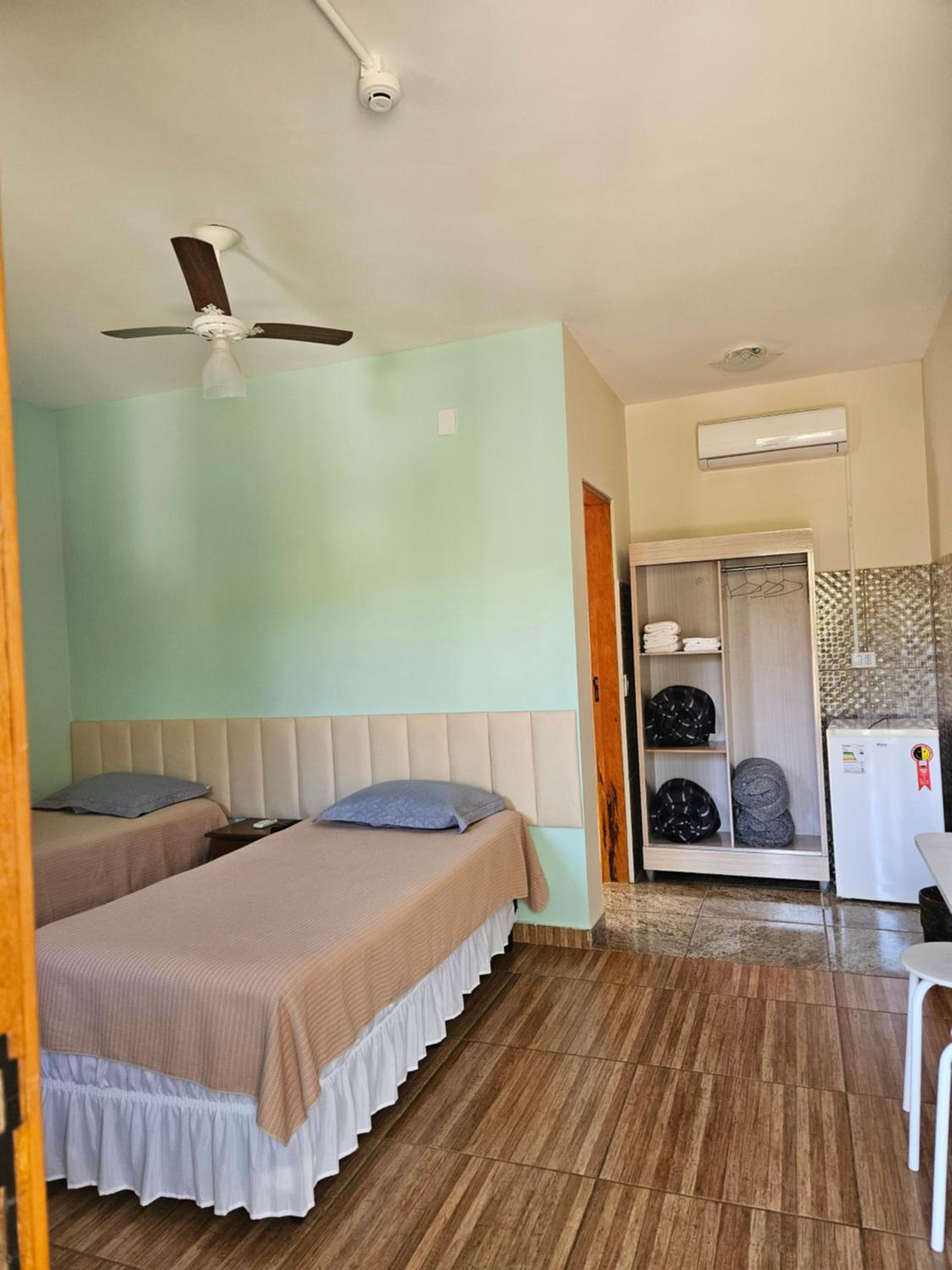Single Room photo 2