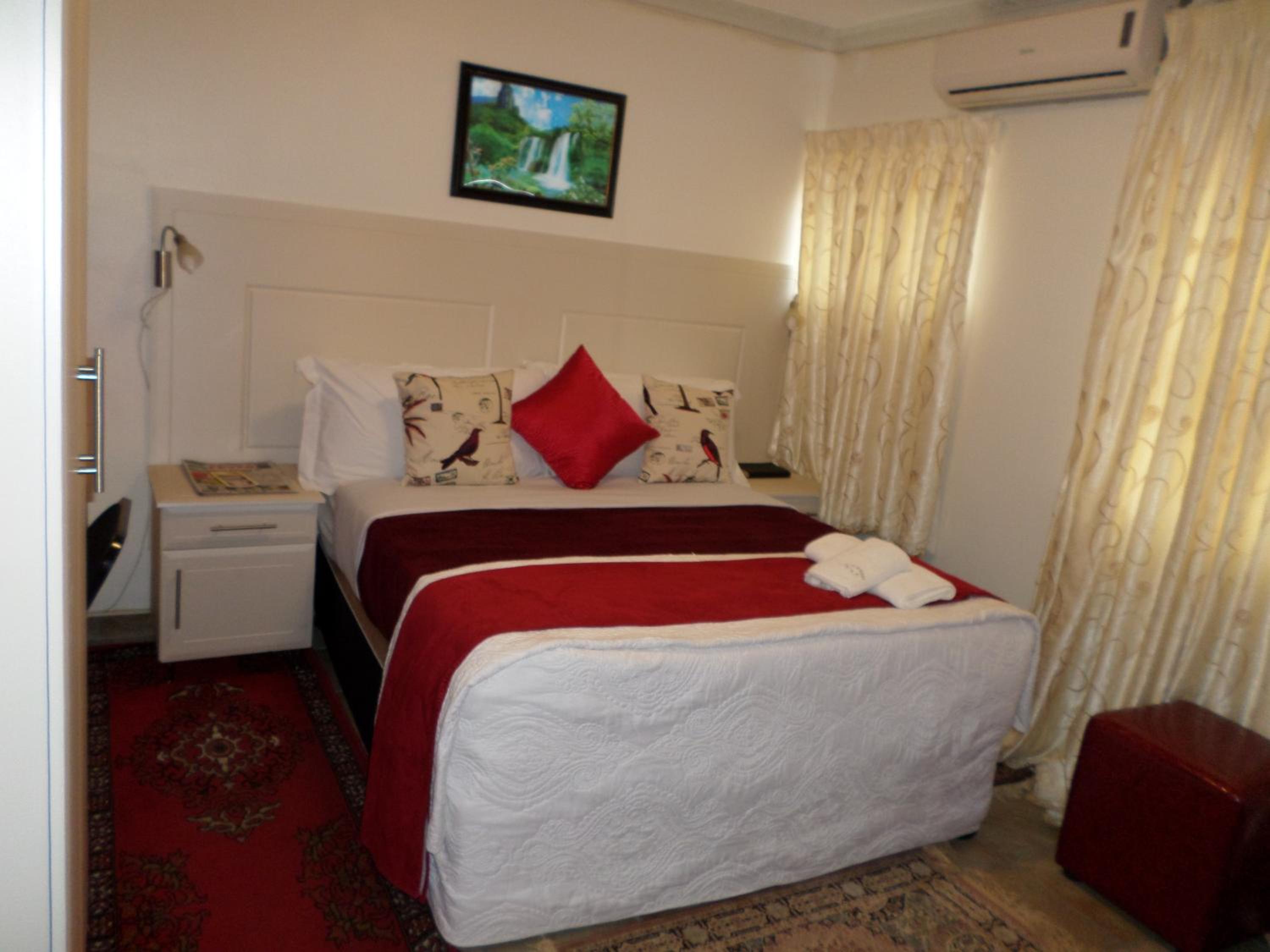 Executive Suite photo 2