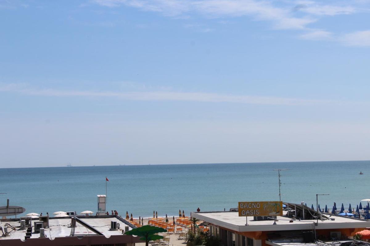 Family Room with Sea View (2 Adults + 1 Child)   photo 3