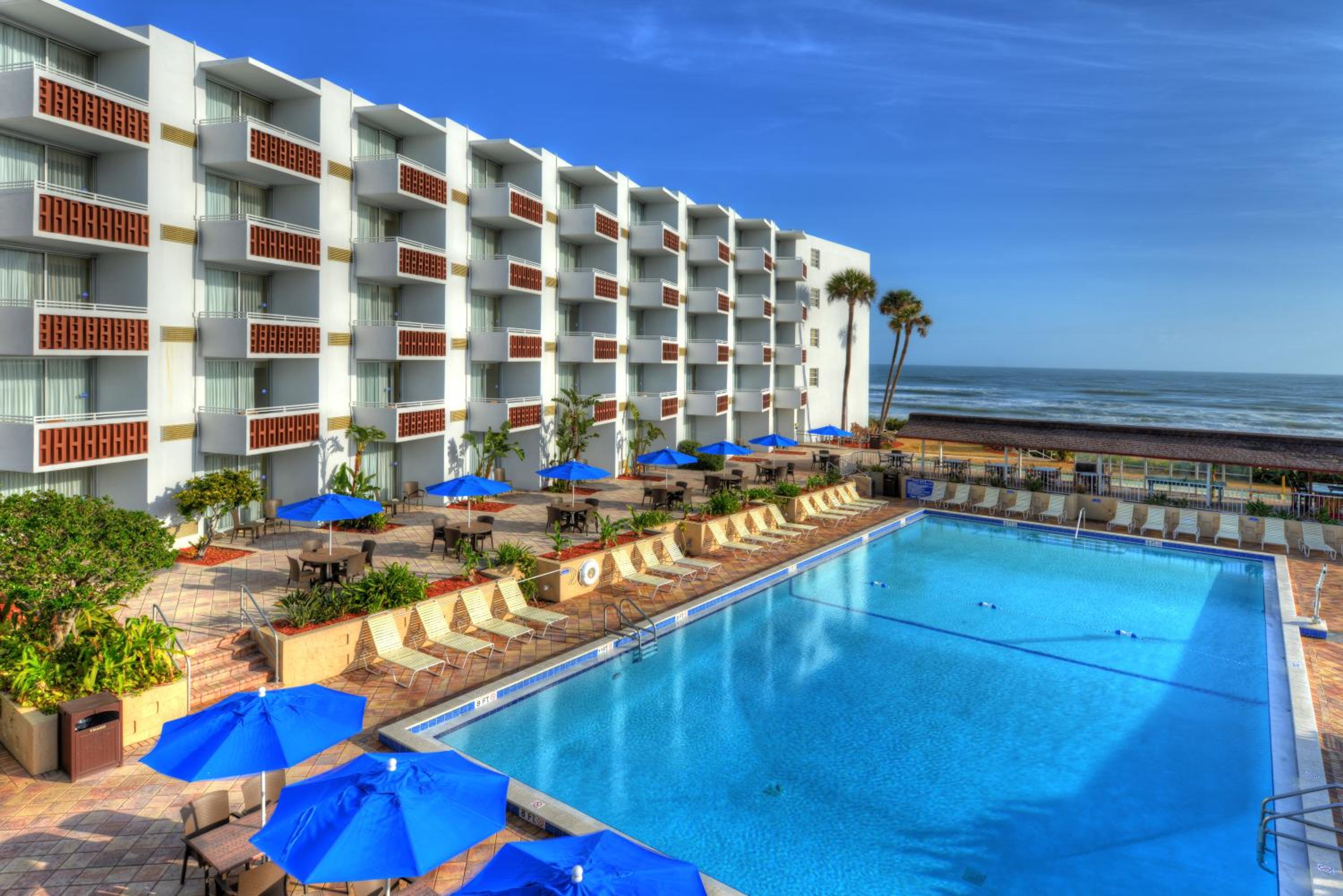 King Room with Ocean or Pool View - Non Smoking - Photo 2