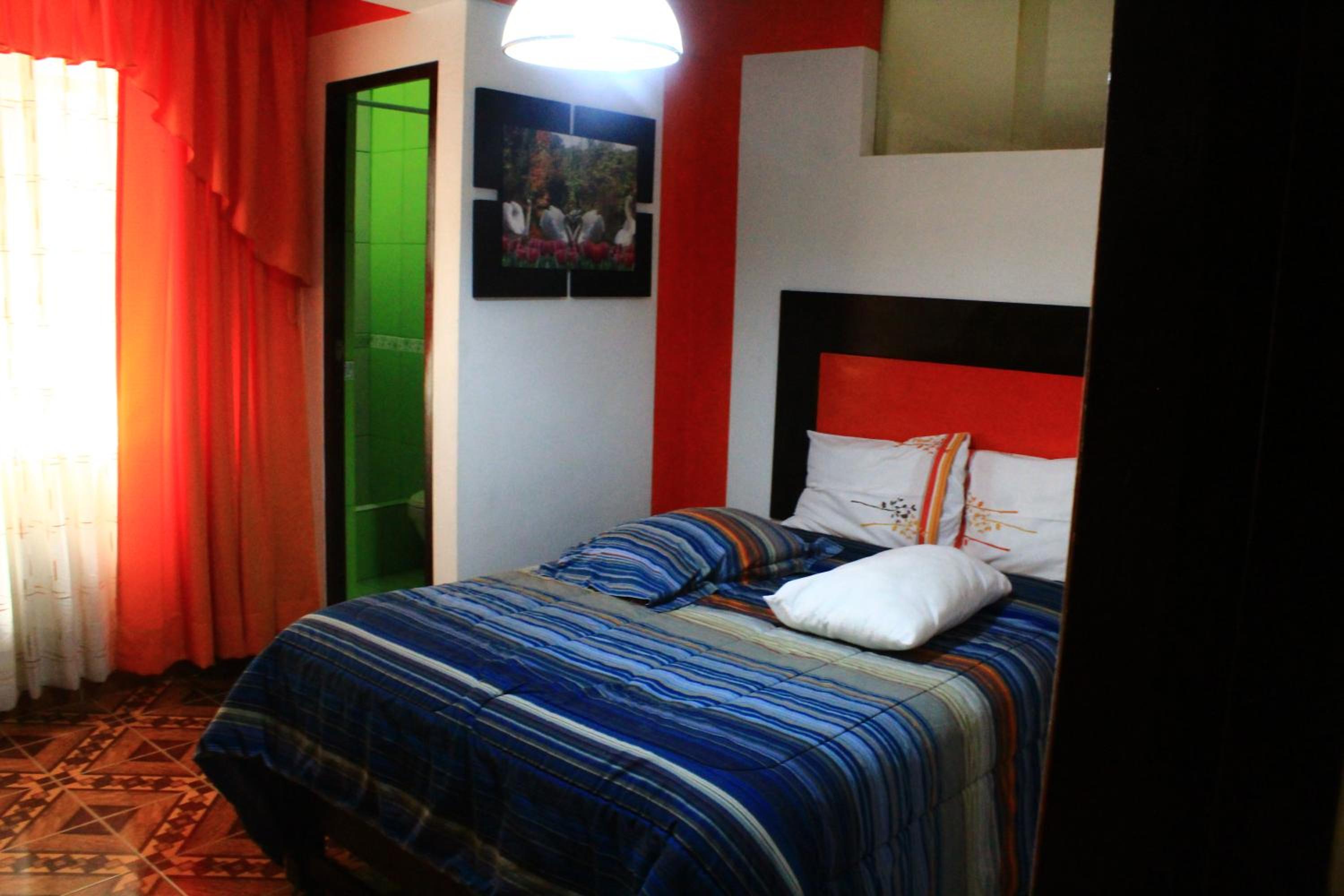 Single Room With Private Bathroom photo 3