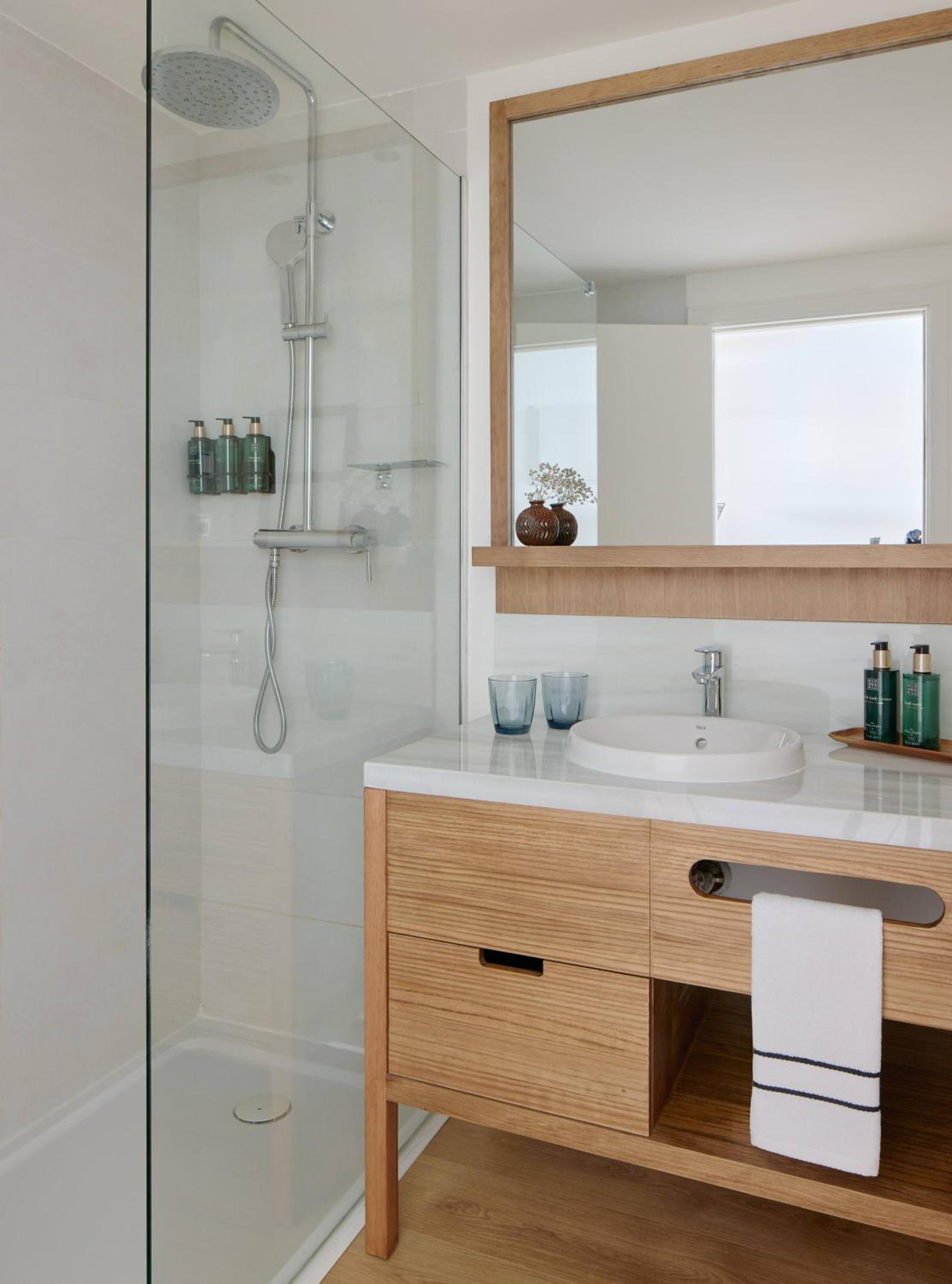 The Level Suite Solarium Sea View