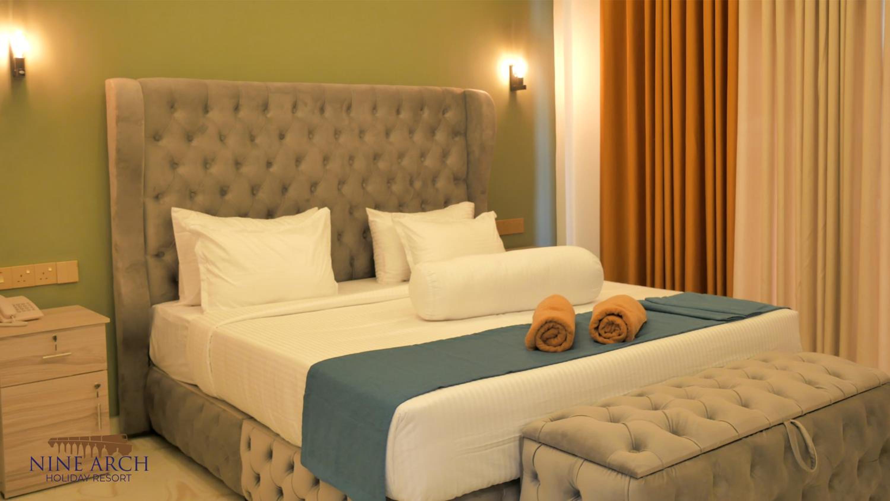 King Room with Mountain View