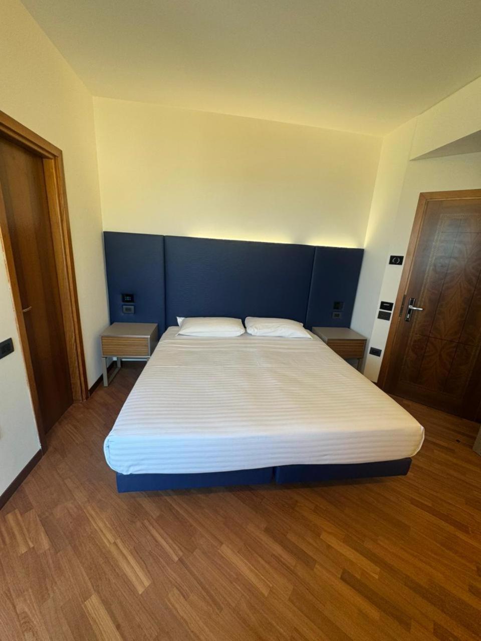 Double or Twin Room Comfort photo 3