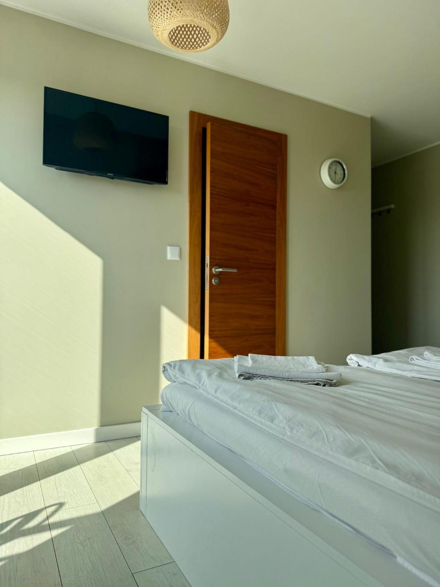 Double Room with Balcony and Sea View photo 3