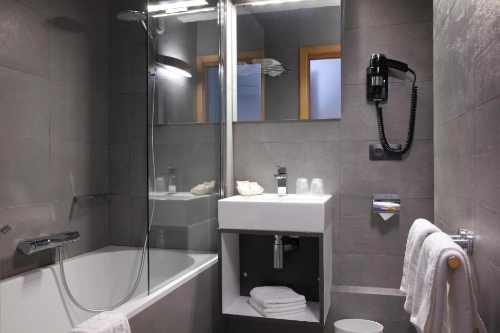  Contemporary Double Room photo 2