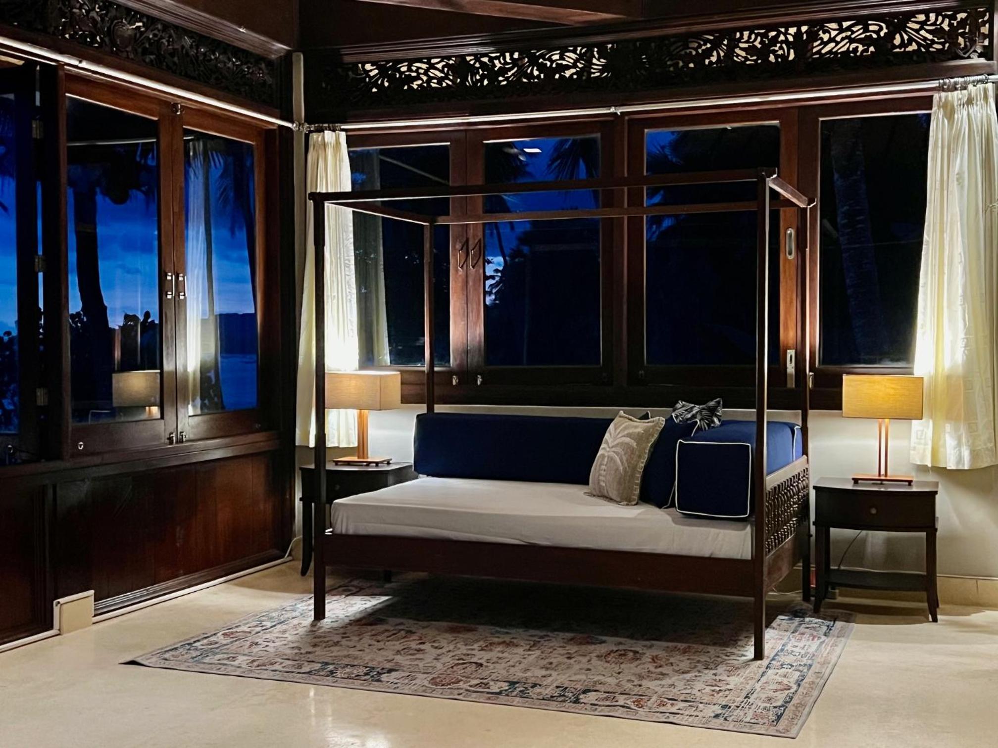 King Suite with Ocean View photo 3