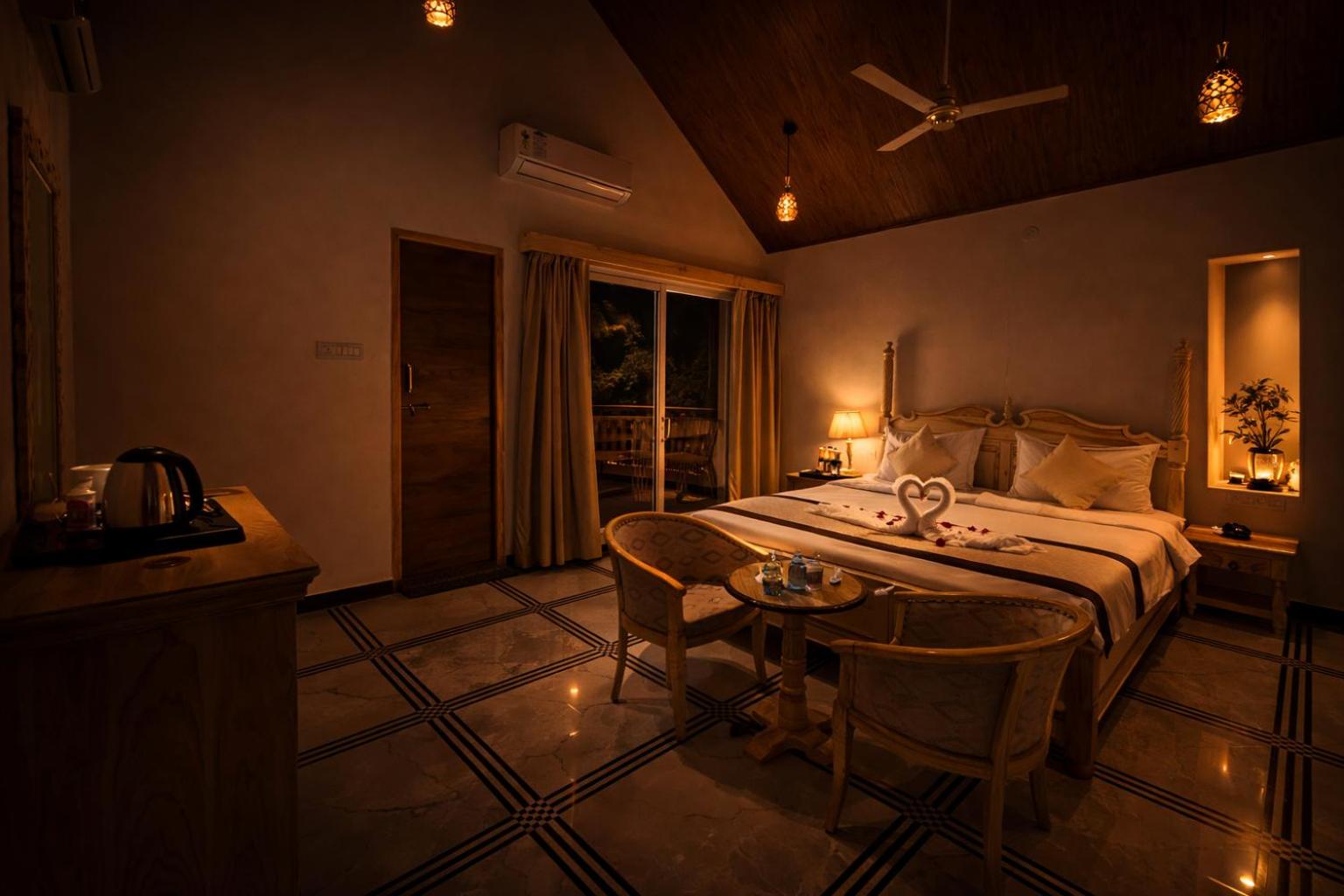 Suite with Mountain View - Photo 8