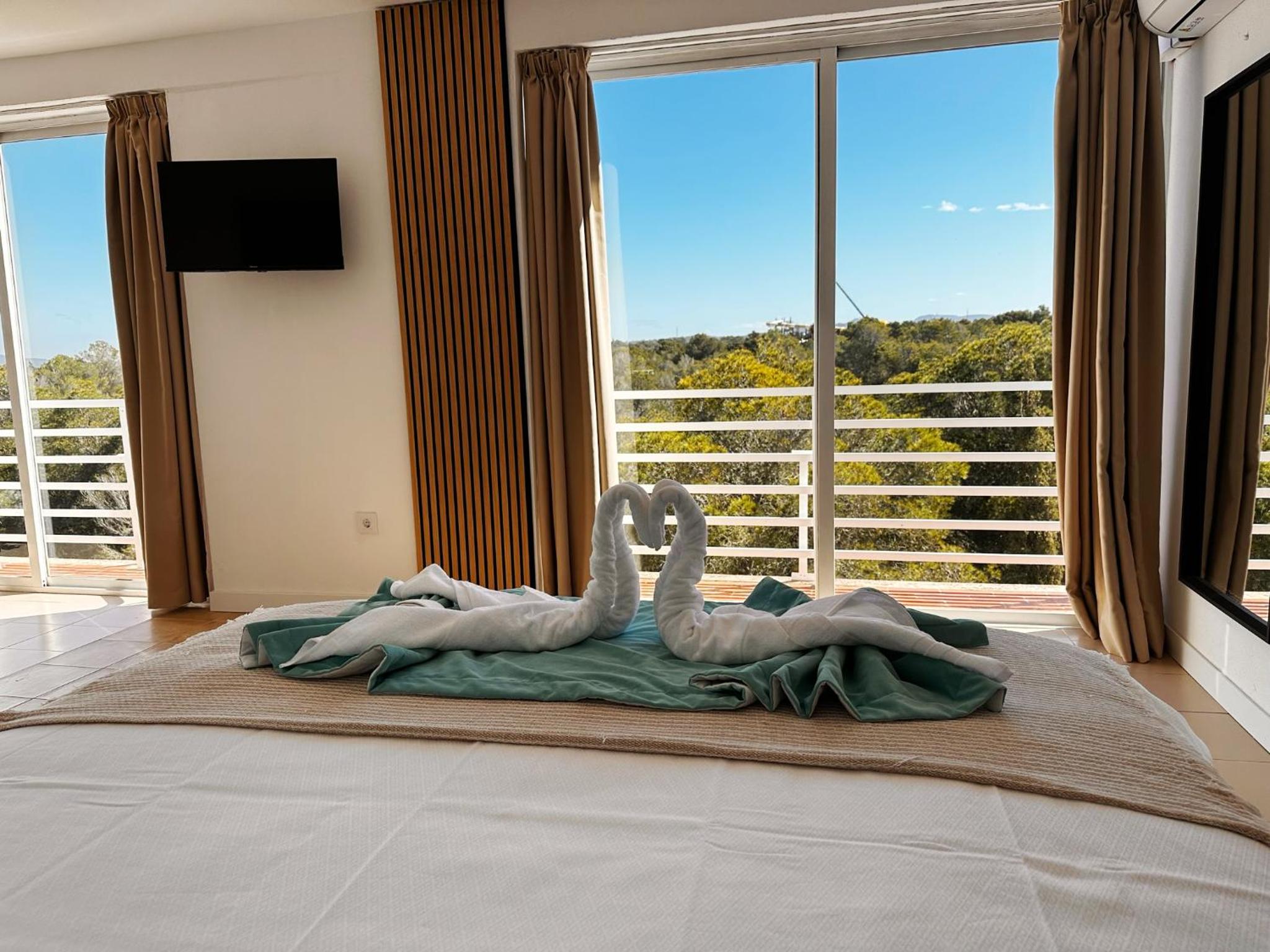 Junior Suite with Garden View photo 3