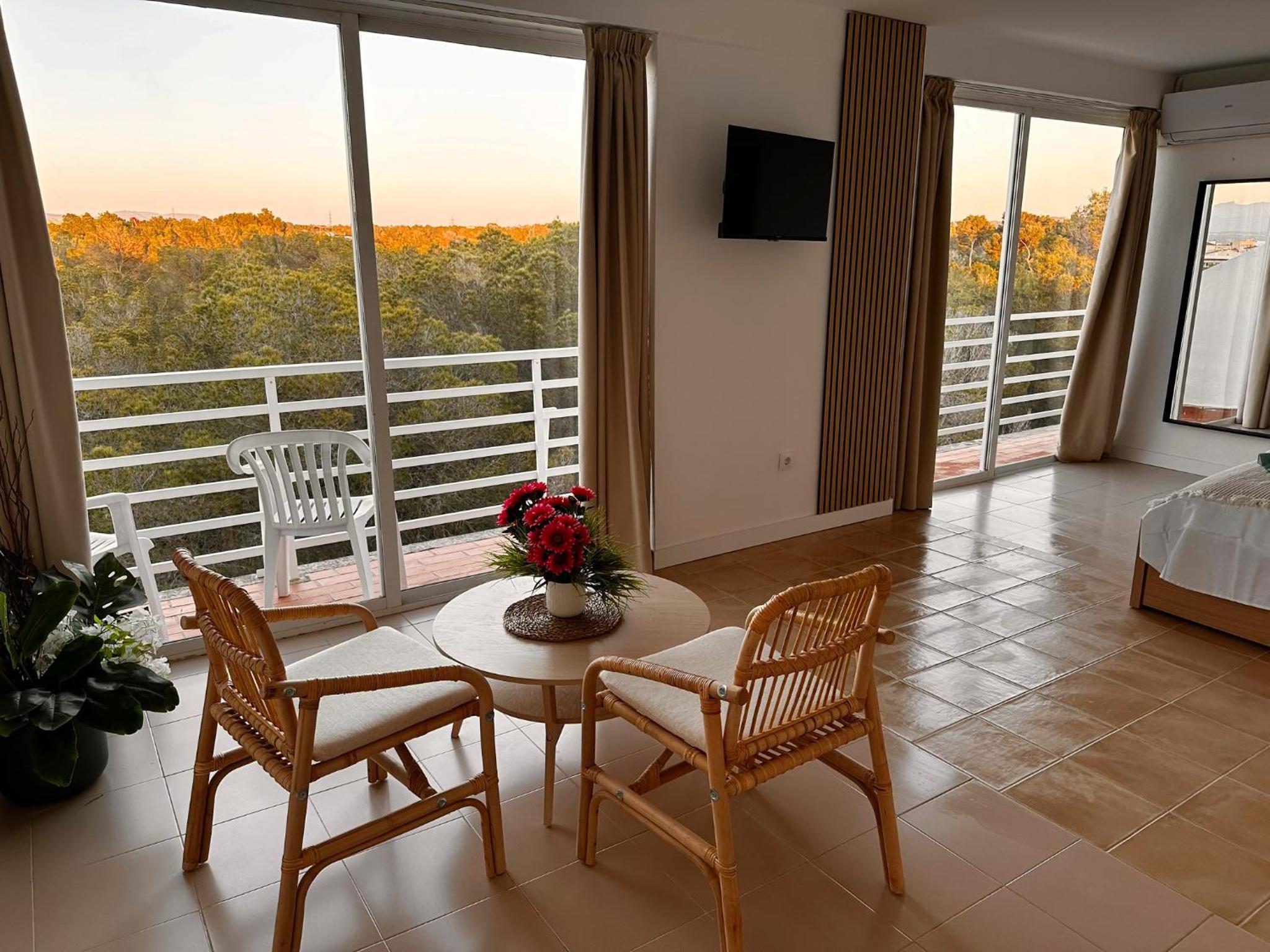 Junior Suite with Garden View