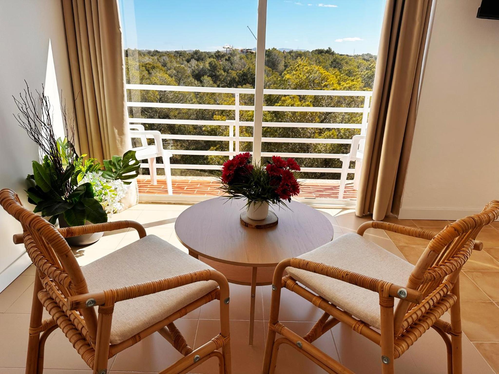 Junior Suite with Garden View