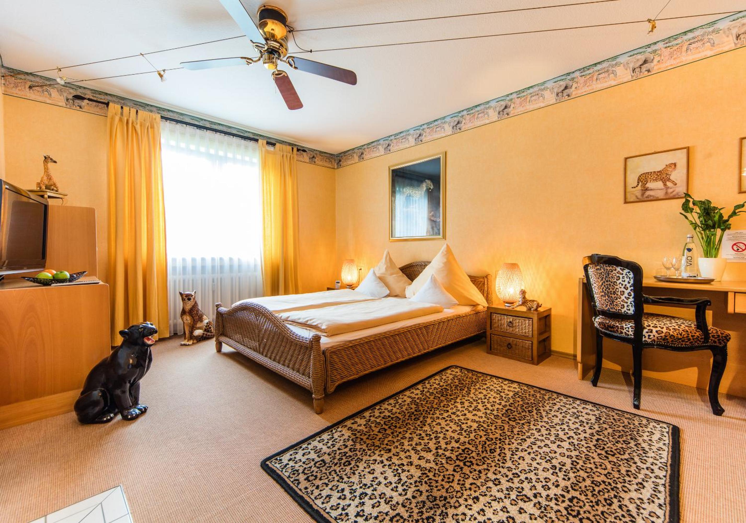 Double Room - Photo 24