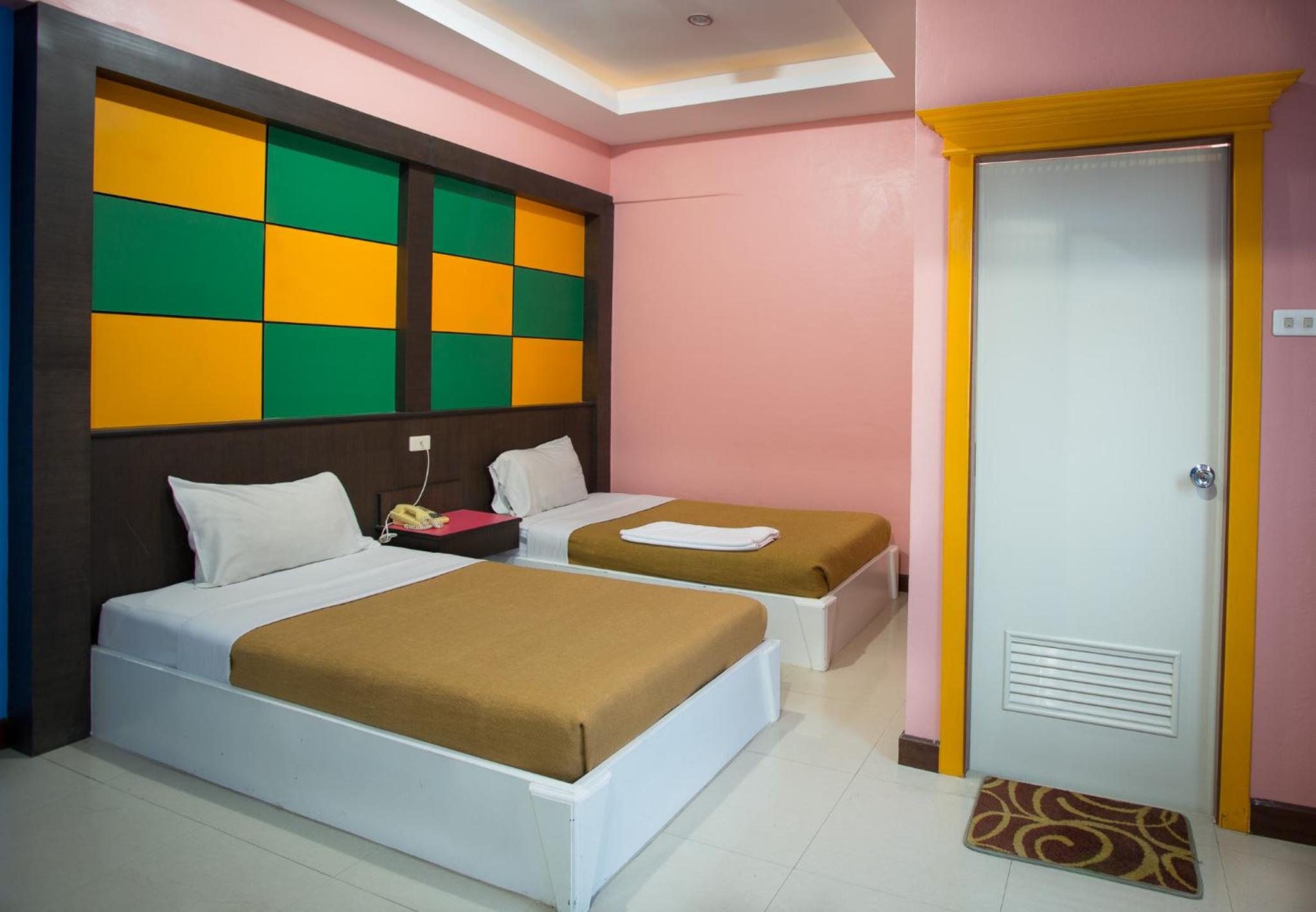 Deluxe Twin Room
