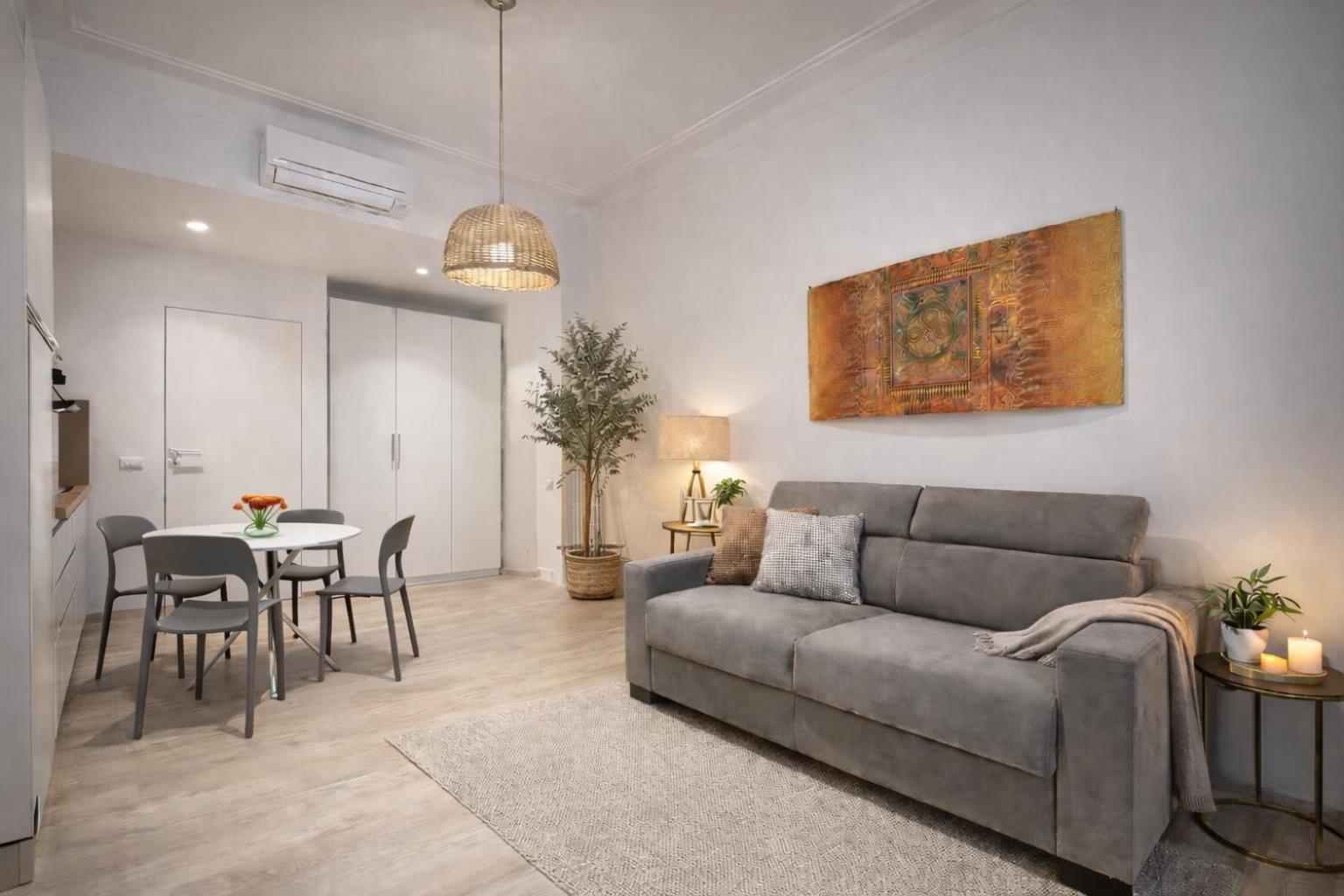 Two-Bedroom Deluxe Apartment photo 3