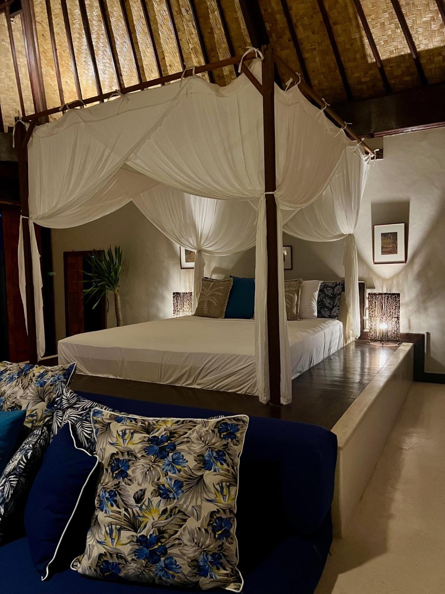 King Suite with Ocean View photo 3