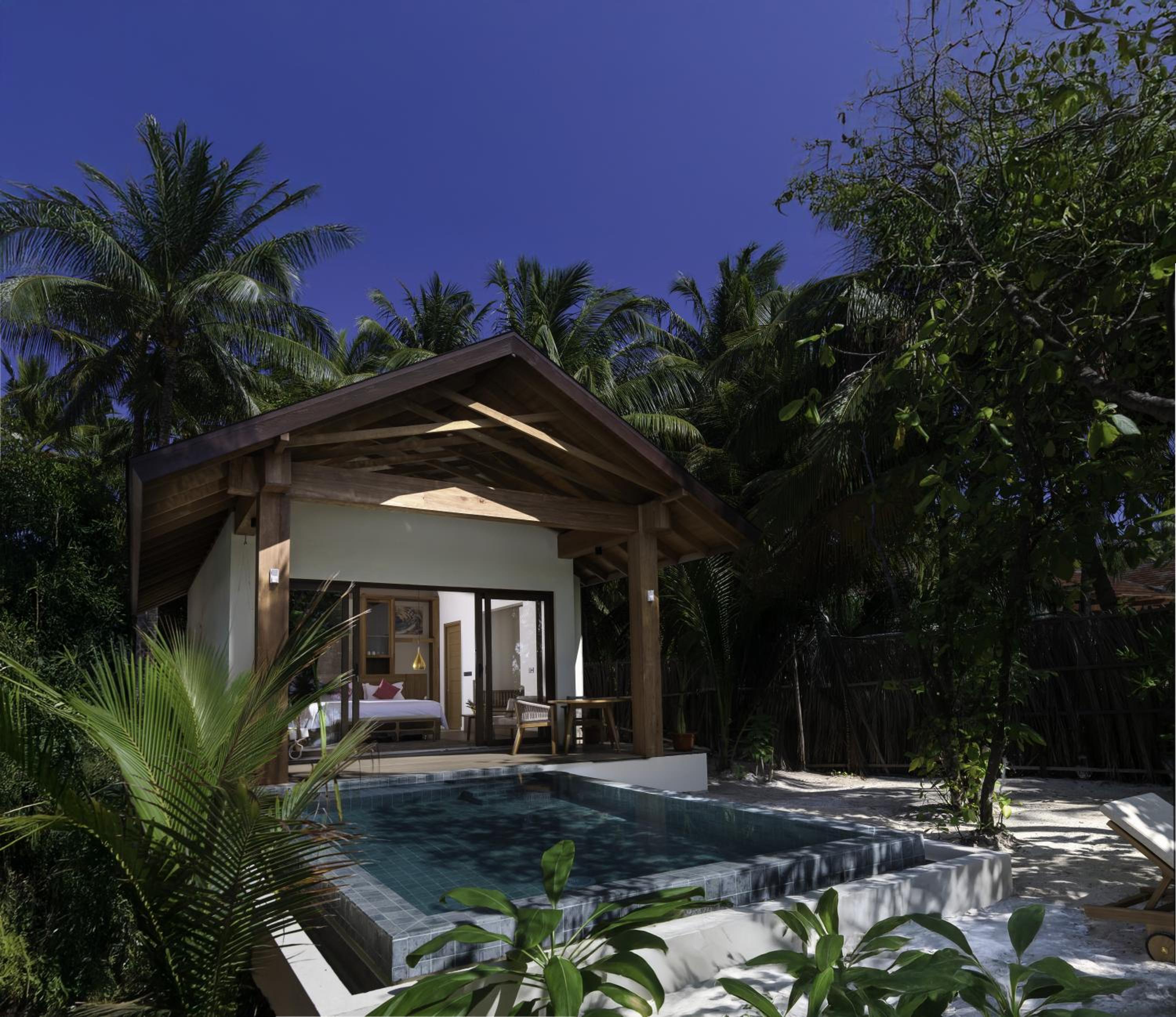 Premium Beach Pool Villa - Photo 1